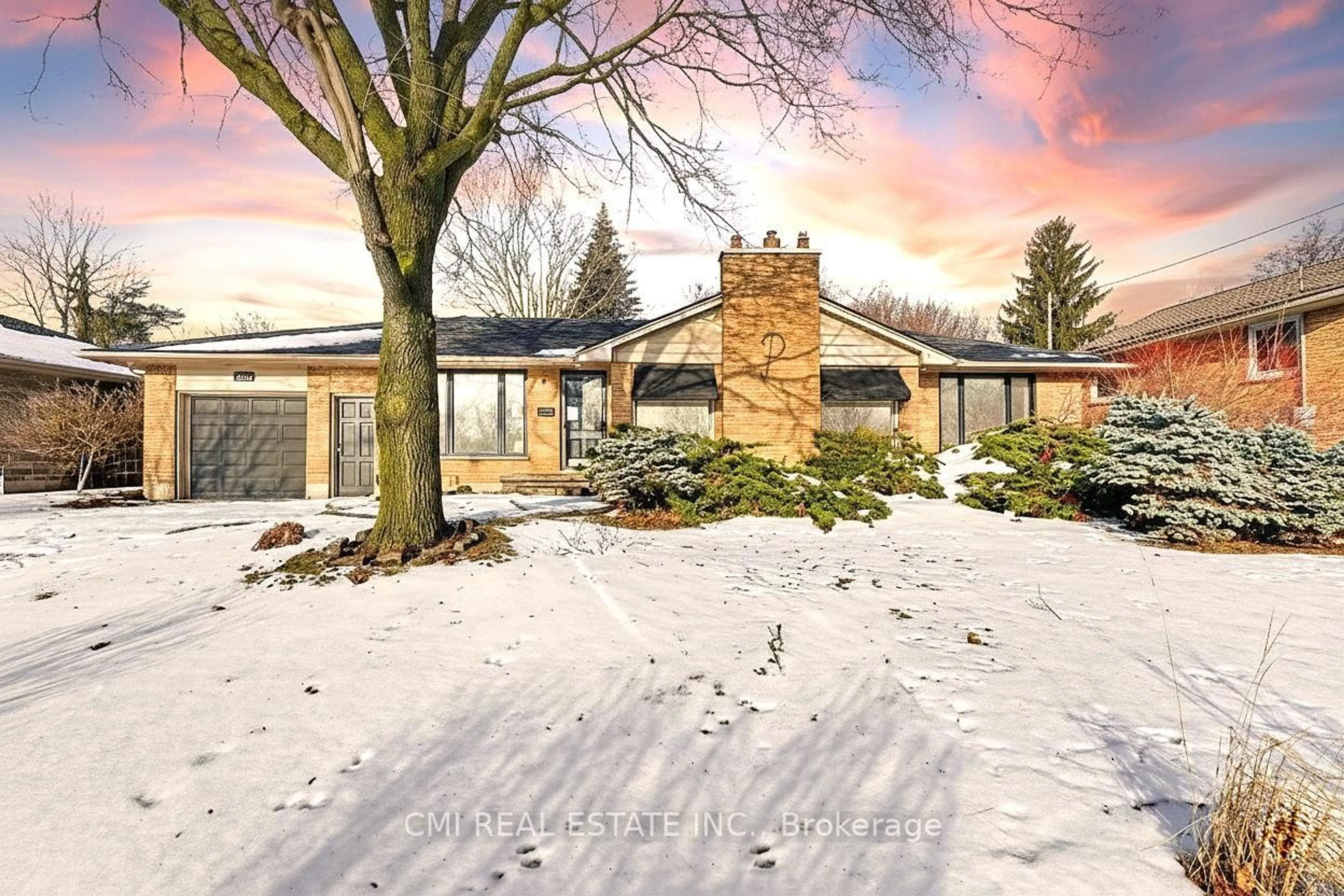 Unknown for 645 Riverside Dr, London North Ontario N6H 2S2