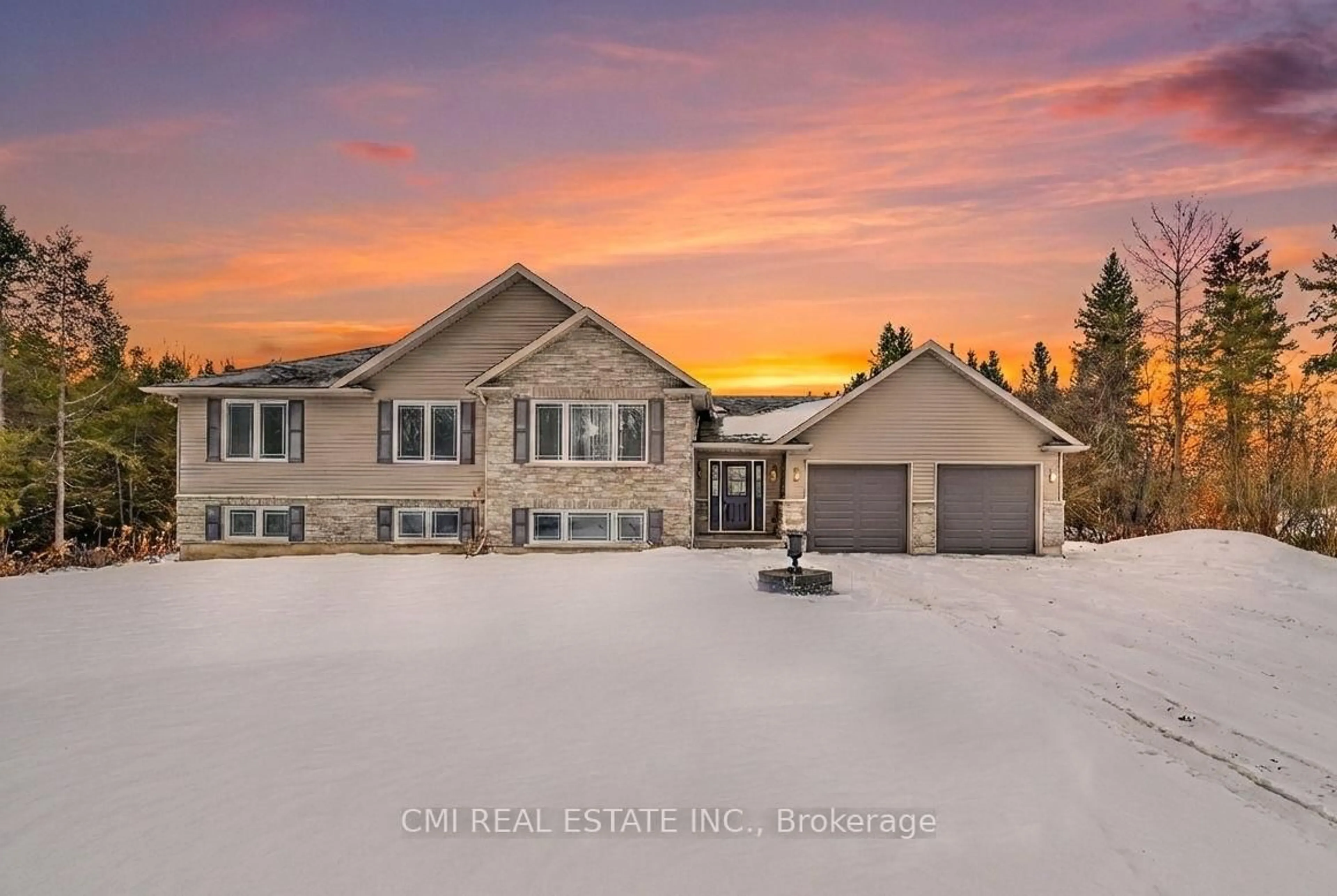 A pic from outside/outdoor area/front of a property/back of a property/a pic from drone, water/lake/river/ocean view for 366 Ray Rd, Madoc Ontario K0K 2K0