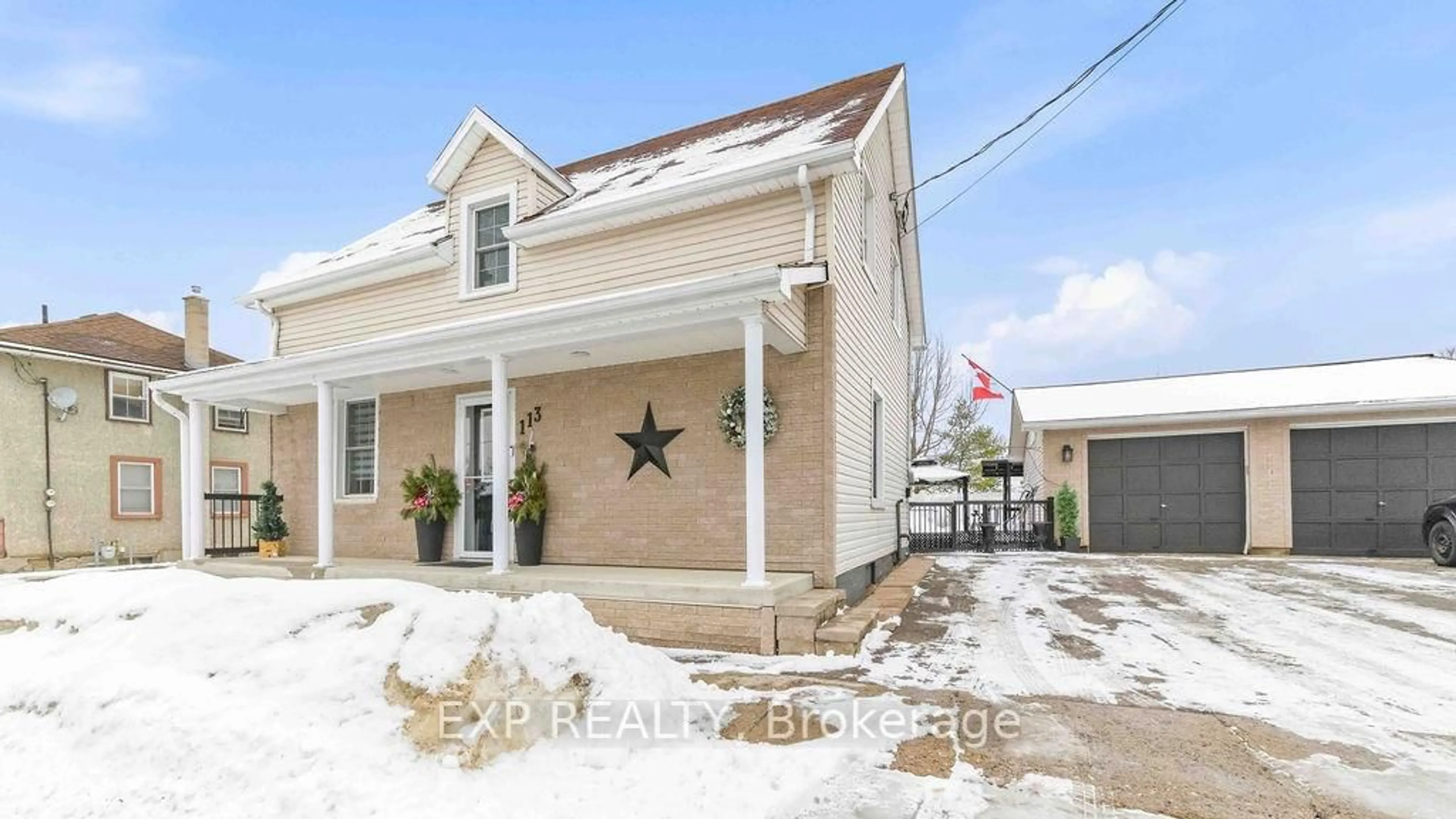 Unknown for 113 Bank St, Renfrew Ontario K7V 2E3