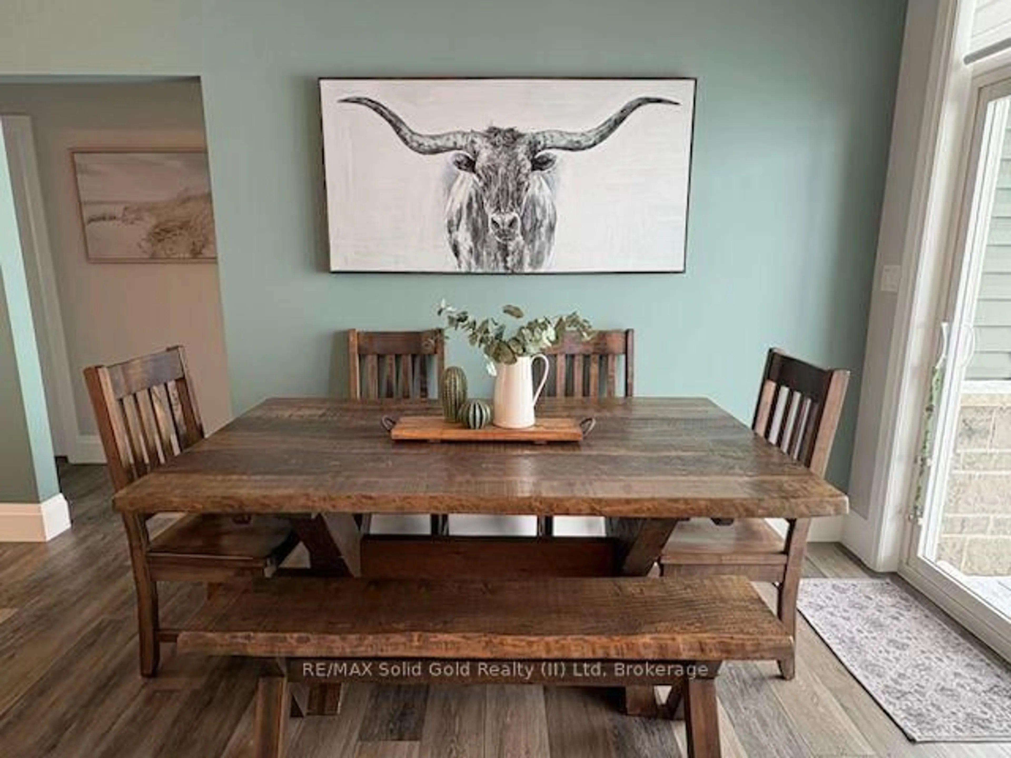 Dining room, wood/laminate floor for 21 Paxton St, Huron-Kinloss Ontario N0G 2B0