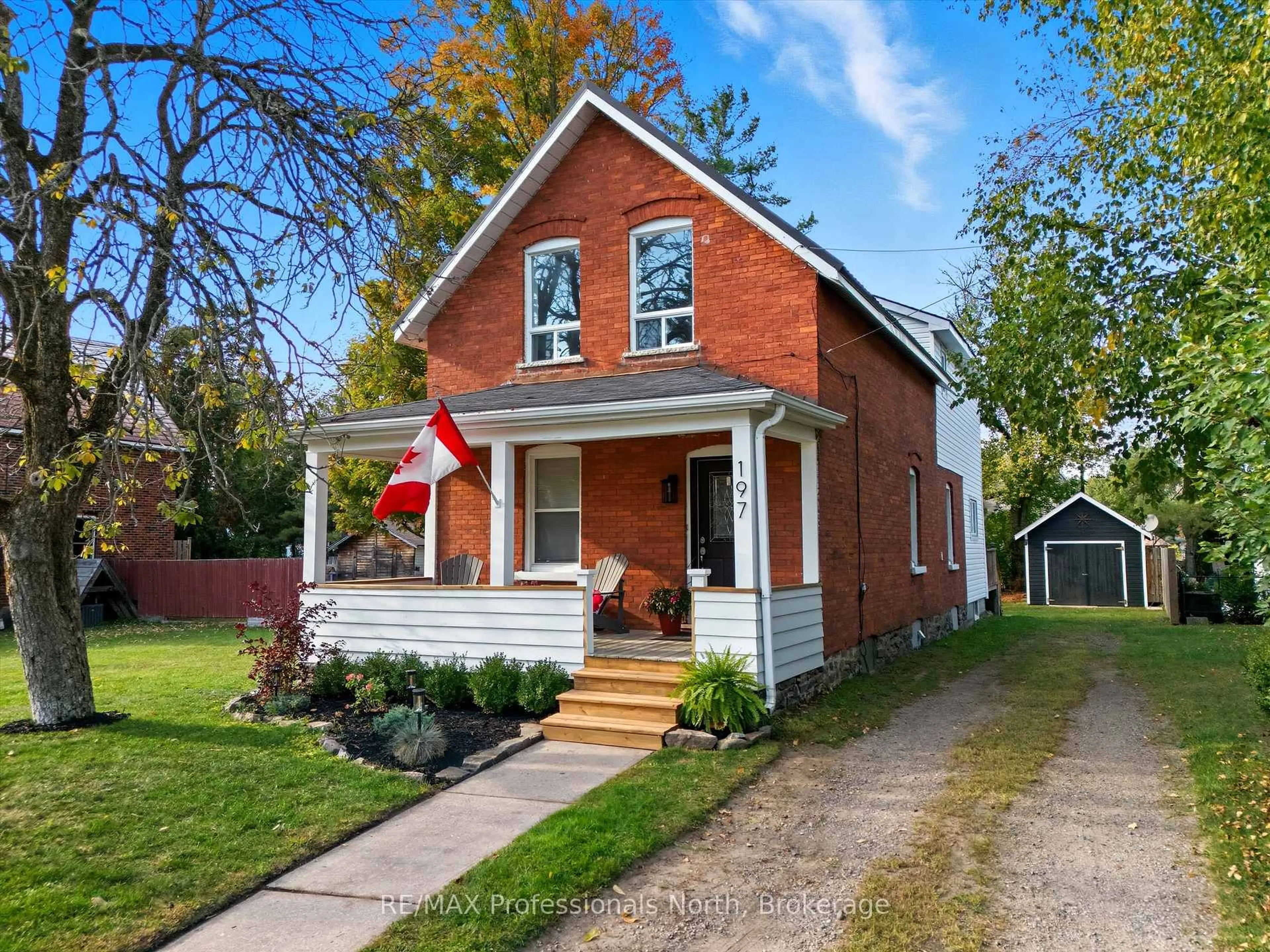 Home with brick exterior material, street for 197 DILL St, Bracebridge Ontario P1L 1E6