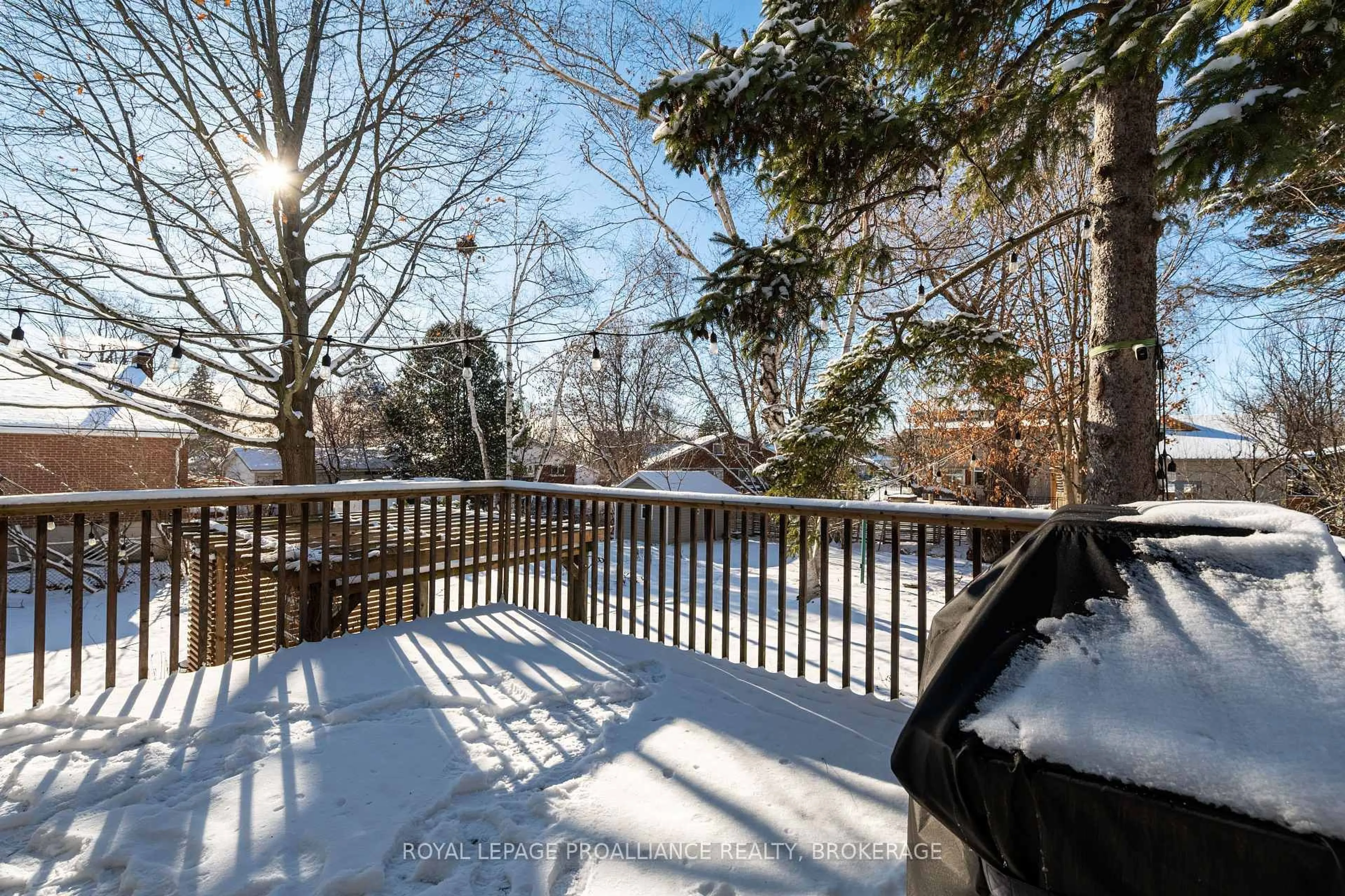 Patio, unknown for 35 Montgomery Blvd, Kingston Ontario K7M 3N7