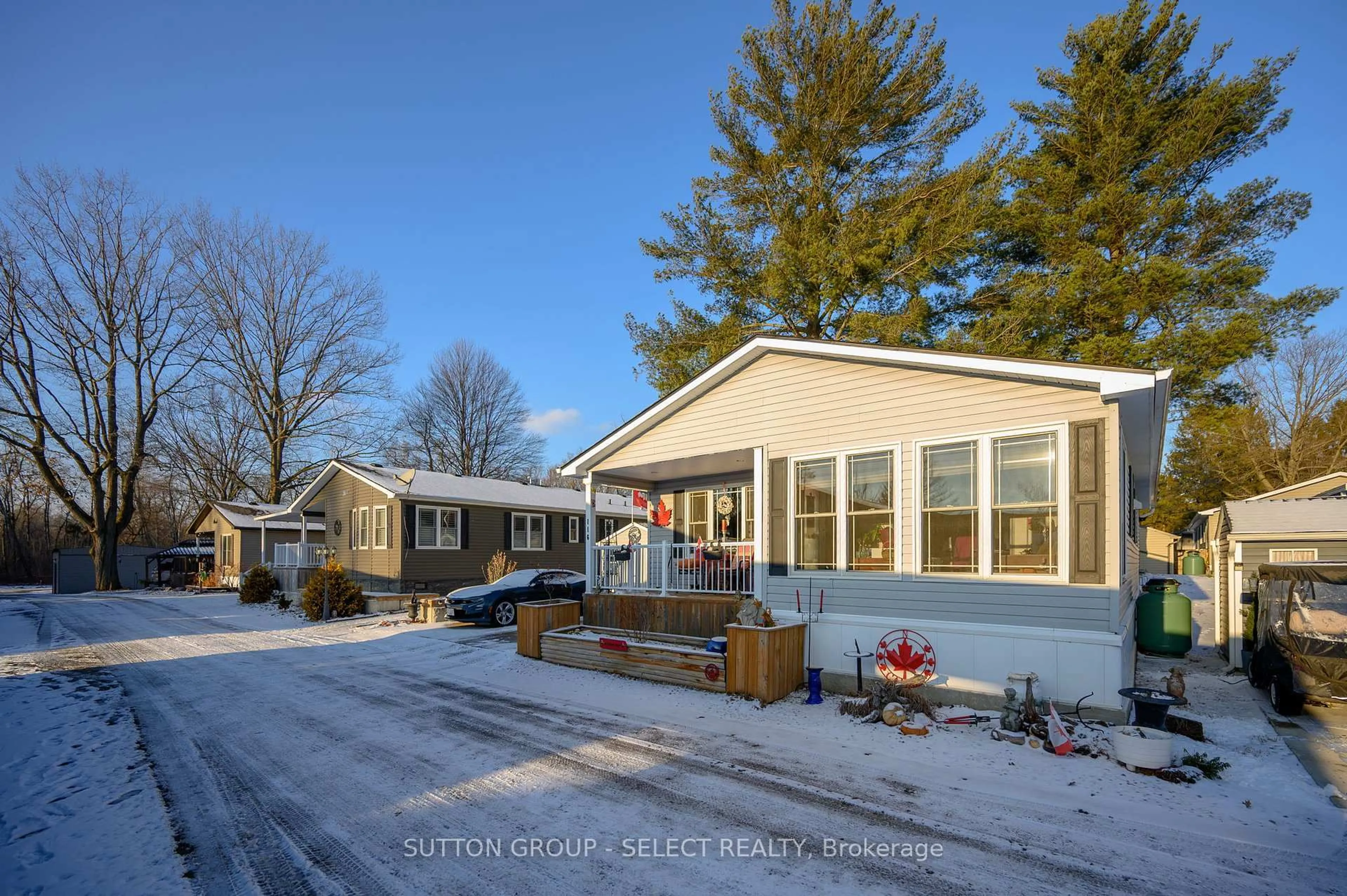 Unknown for 22790 Amiens Rd #116, Middlesex Centre Ontario N0L 1R0