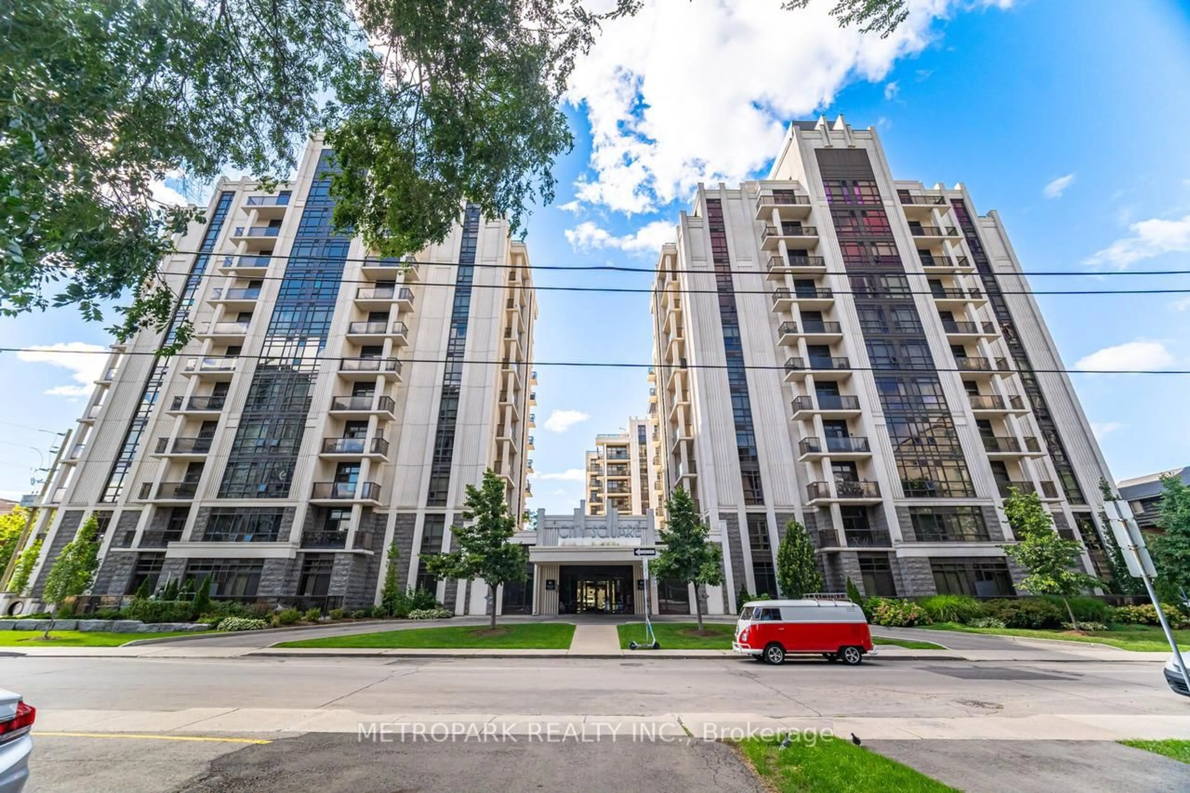 Unknown for 85 Robinson St #102, Hamilton Ontario L8P 0B9