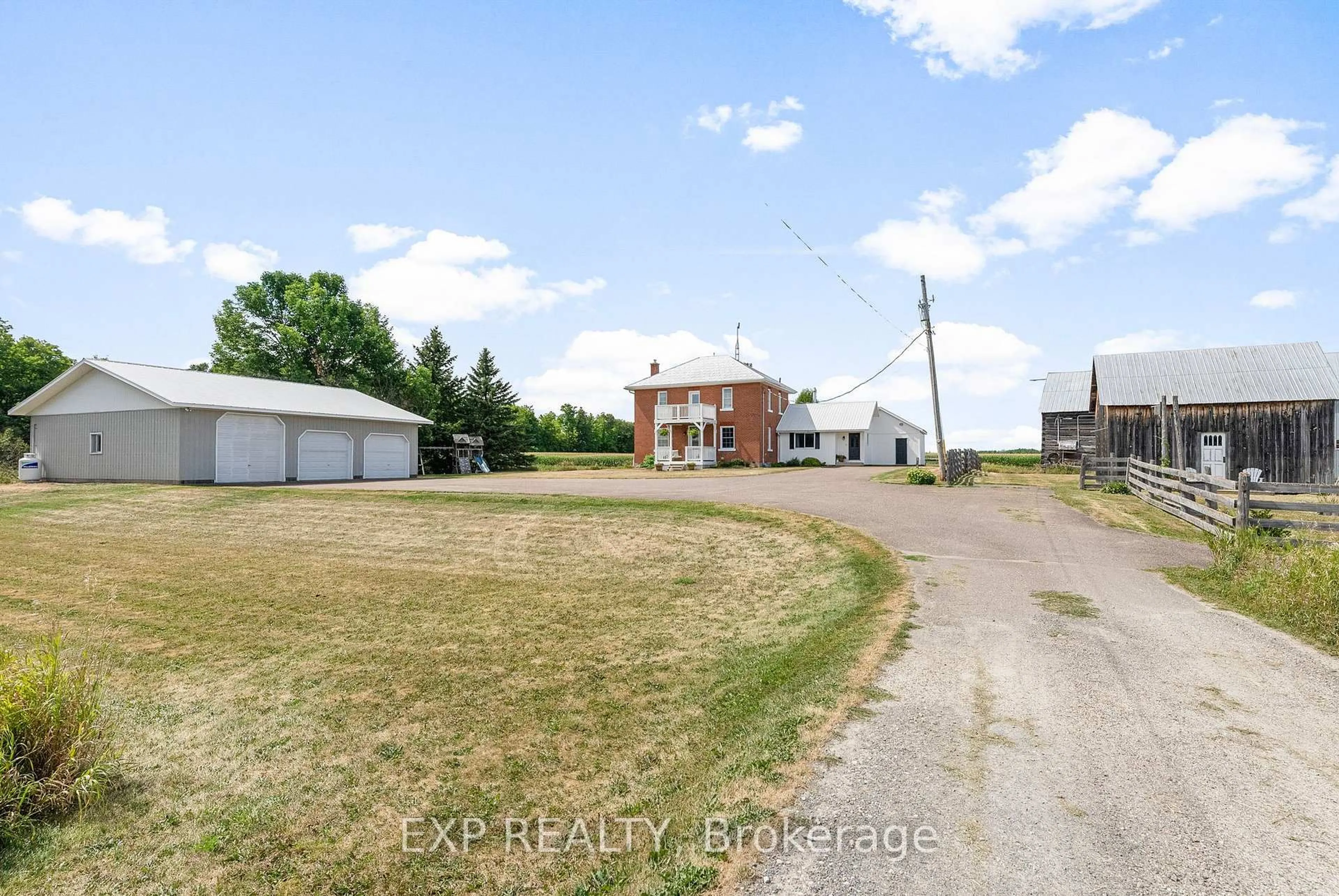 A pic from outside/outdoor area/front of a property/back of a property/a pic from drone, street for 1382 Lochwinnoch Rd, Renfrew Ontario K7V 3Z4