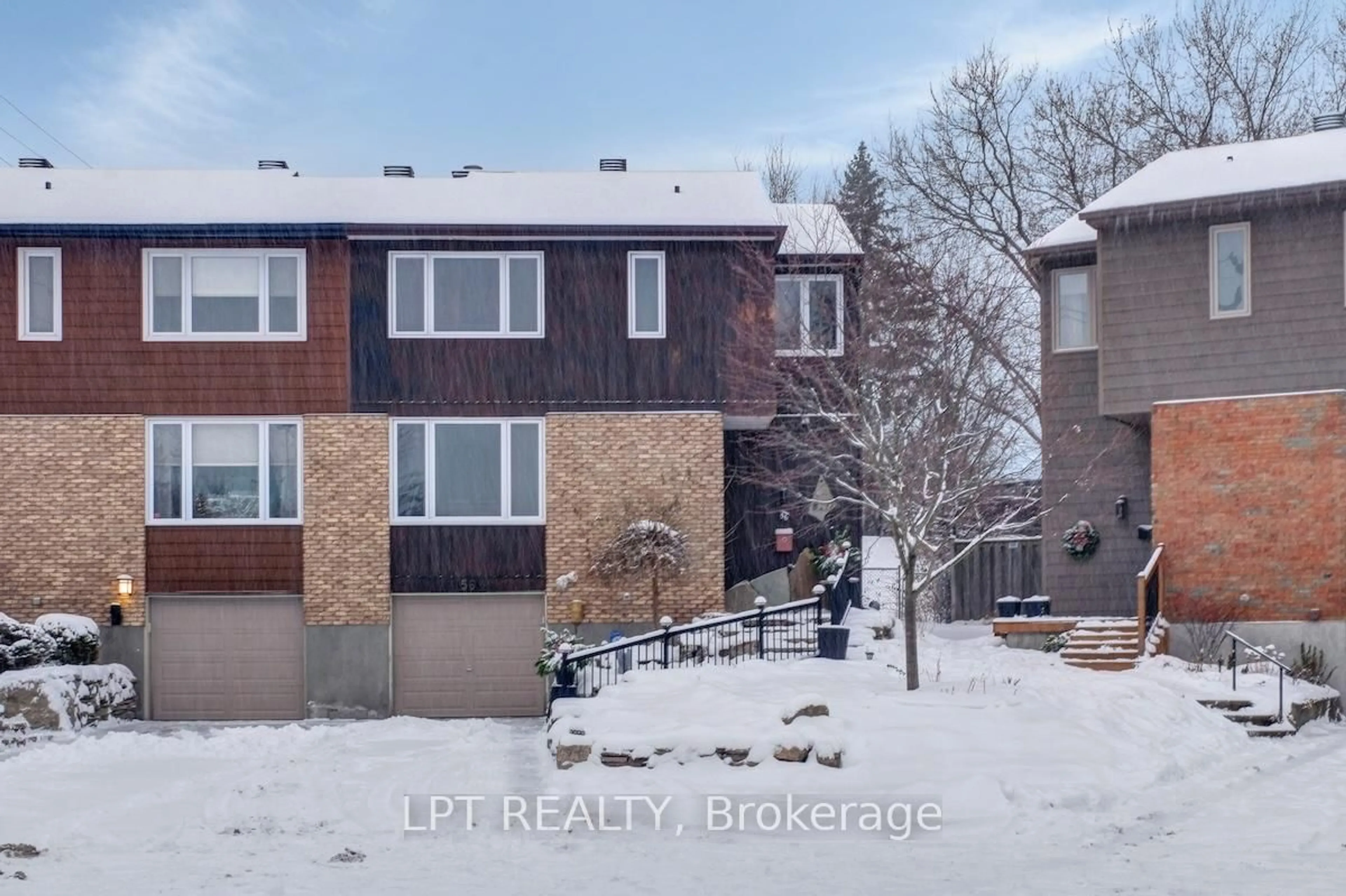 A pic from outside/outdoor area/front of a property/back of a property/a pic from drone, street for 56 Sandhurst Crt, Ottawa Ontario K1V 9V4