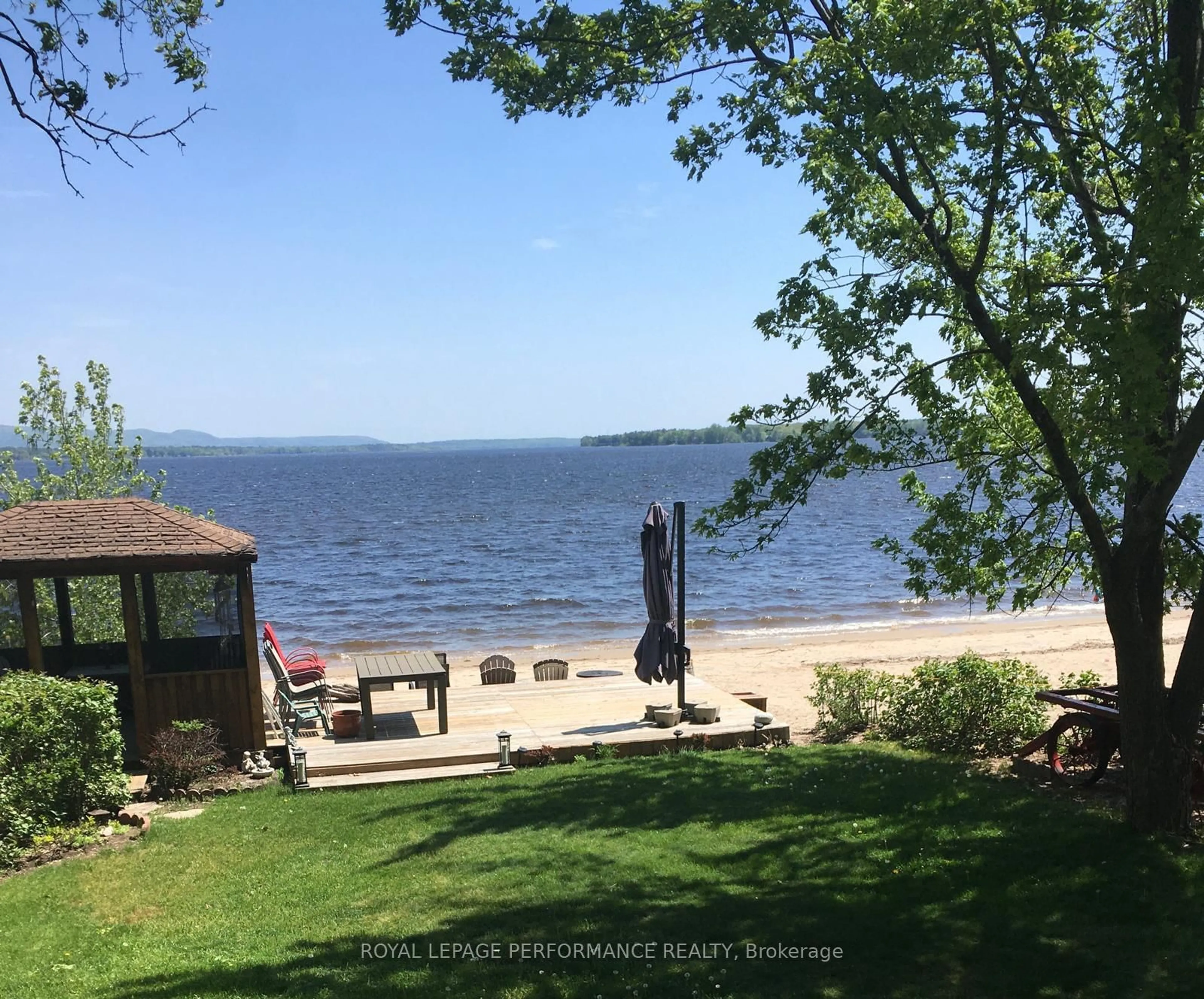 A pic from outside/outdoor area/front of a property/back of a property/a pic from drone, water/lake/river/ocean view for 326 Bayview Dr, Ottawa Ontario K0A 3M0