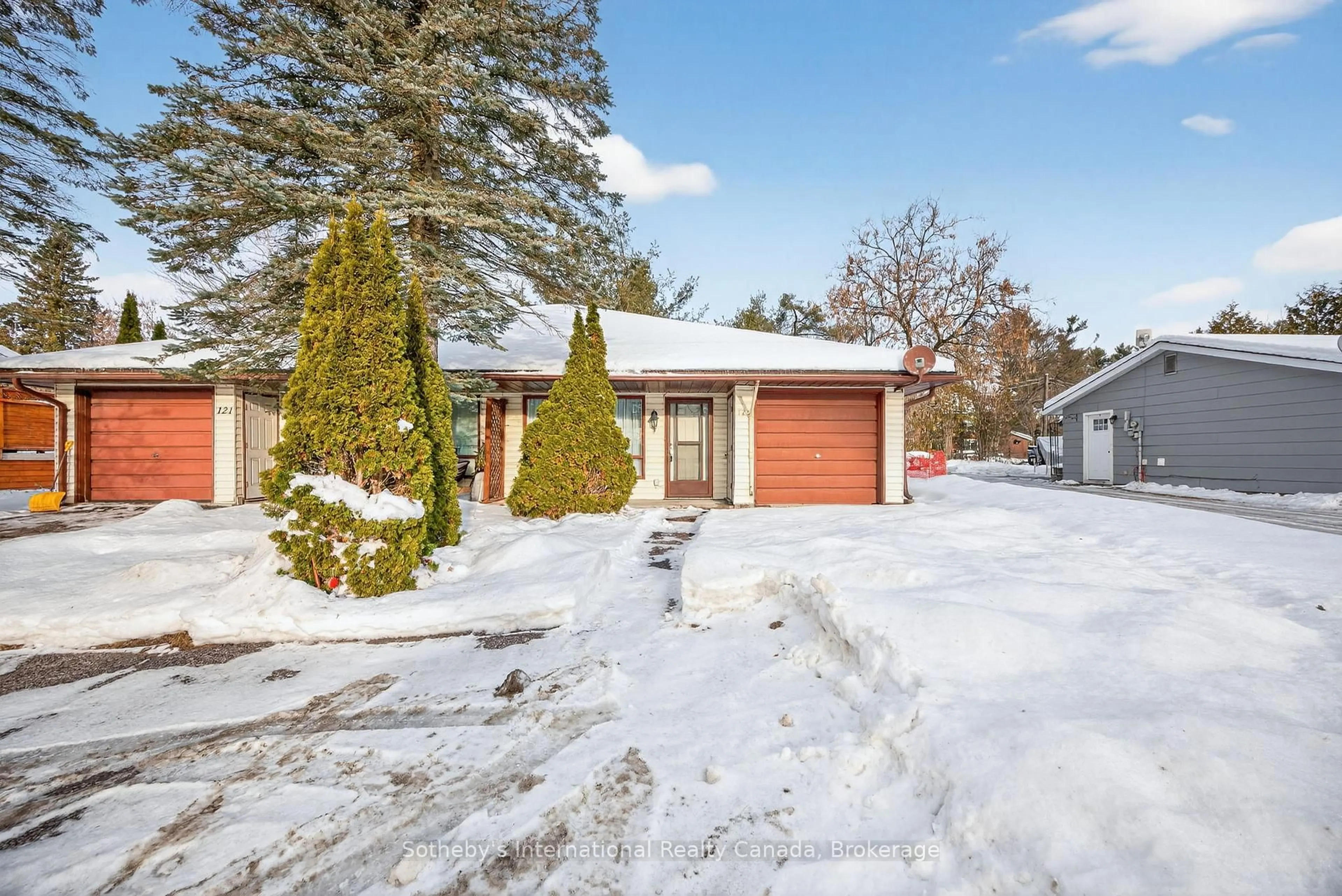 Unknown for 125 Taylor Rd, Bracebridge Ontario P1L 1J5