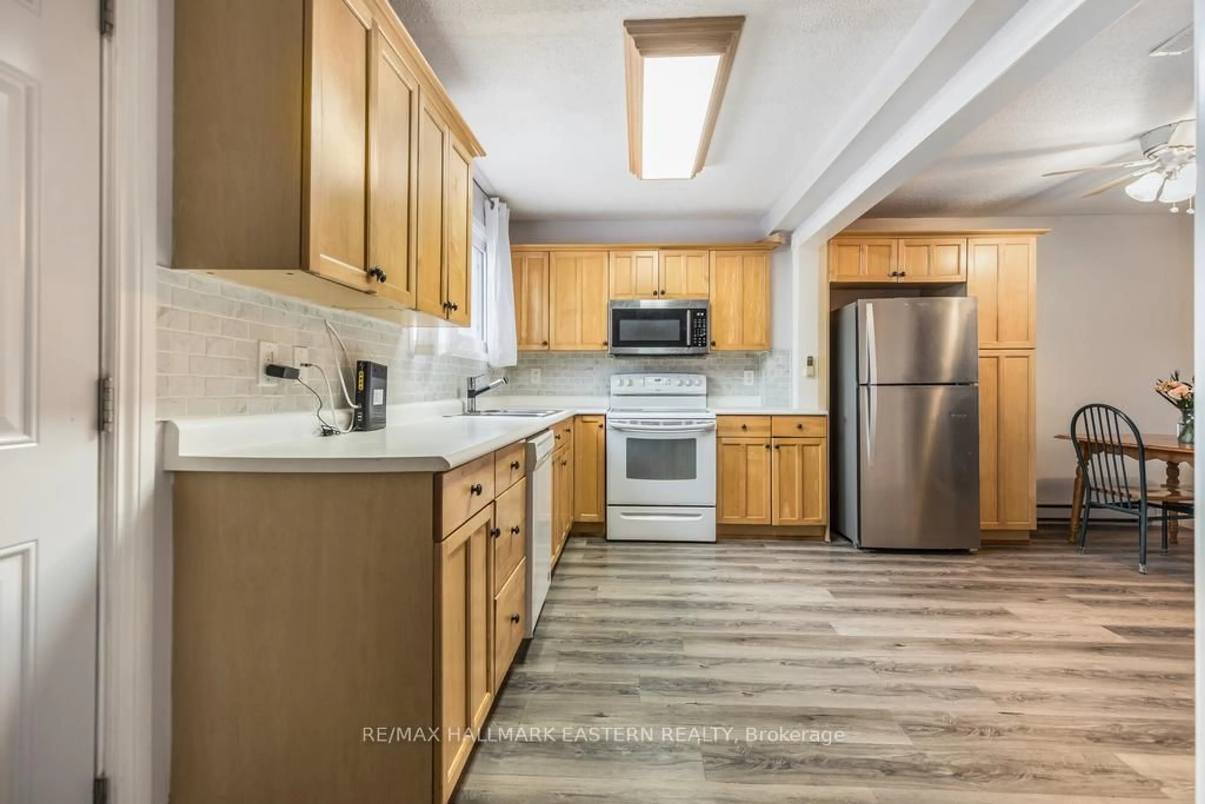 Standard kitchen, unknown for 996 Sydenham Rd #34, Peterborough Ontario K9J 7V7