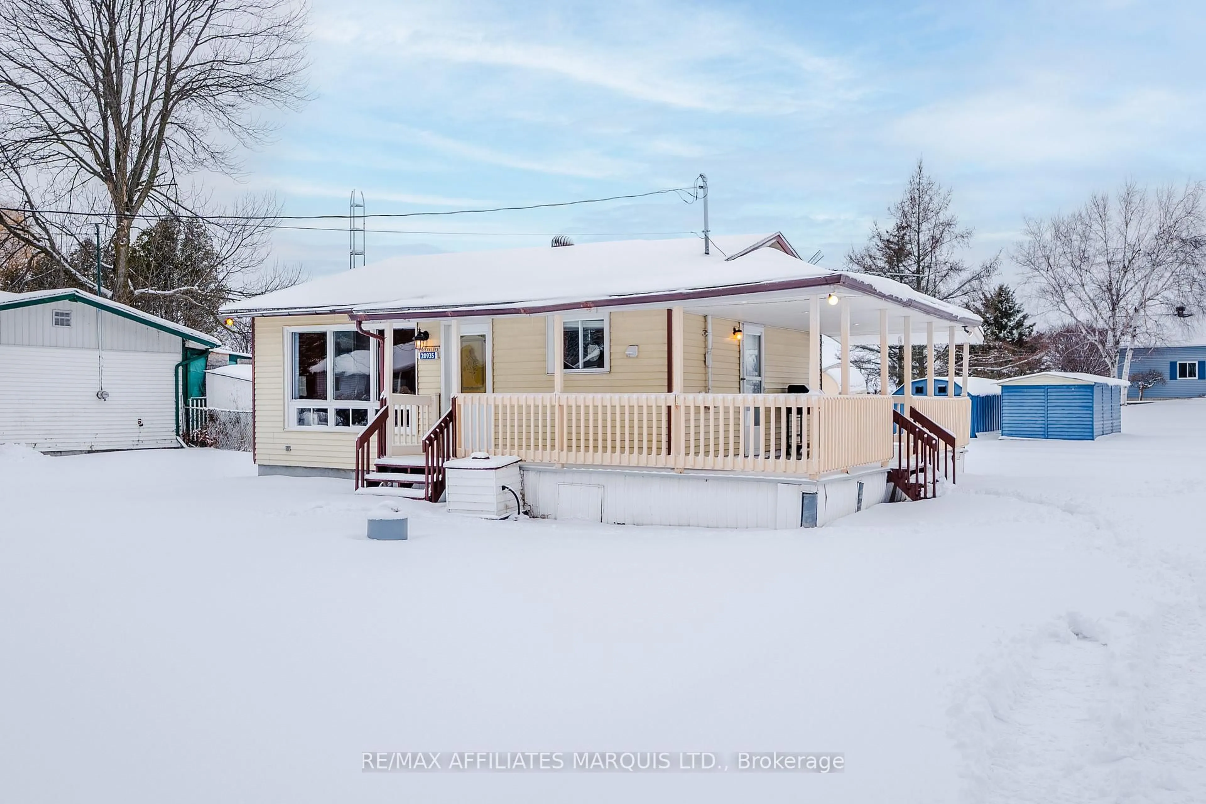 A pic from outside/outdoor area/front of a property/back of a property/a pic from drone, street for 20935 Oliver Lane, South Glengarry Ontario K0C 1E0