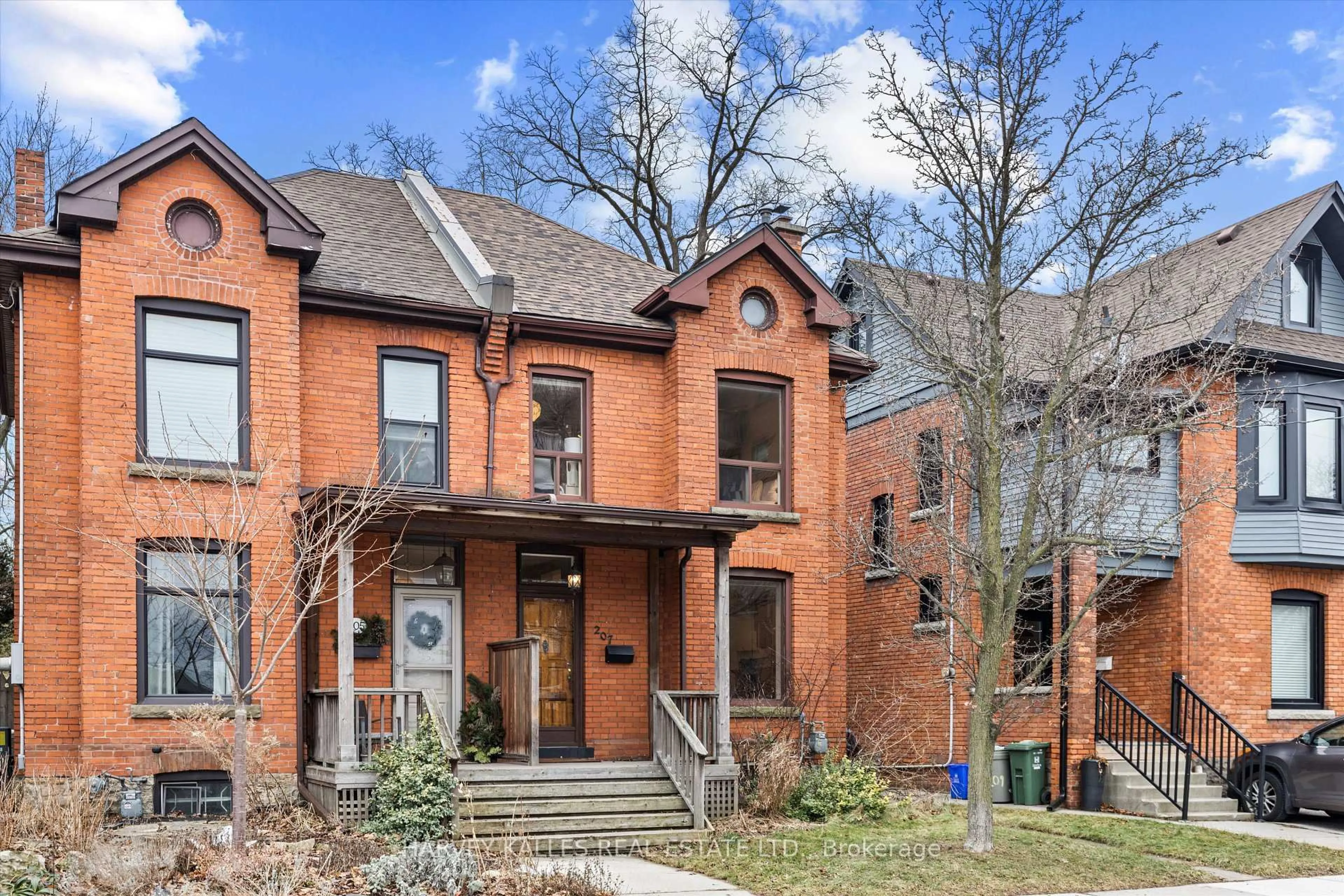 Home with brick exterior material, street for 207 Stanley Ave, Hamilton Ontario L8P 2L5