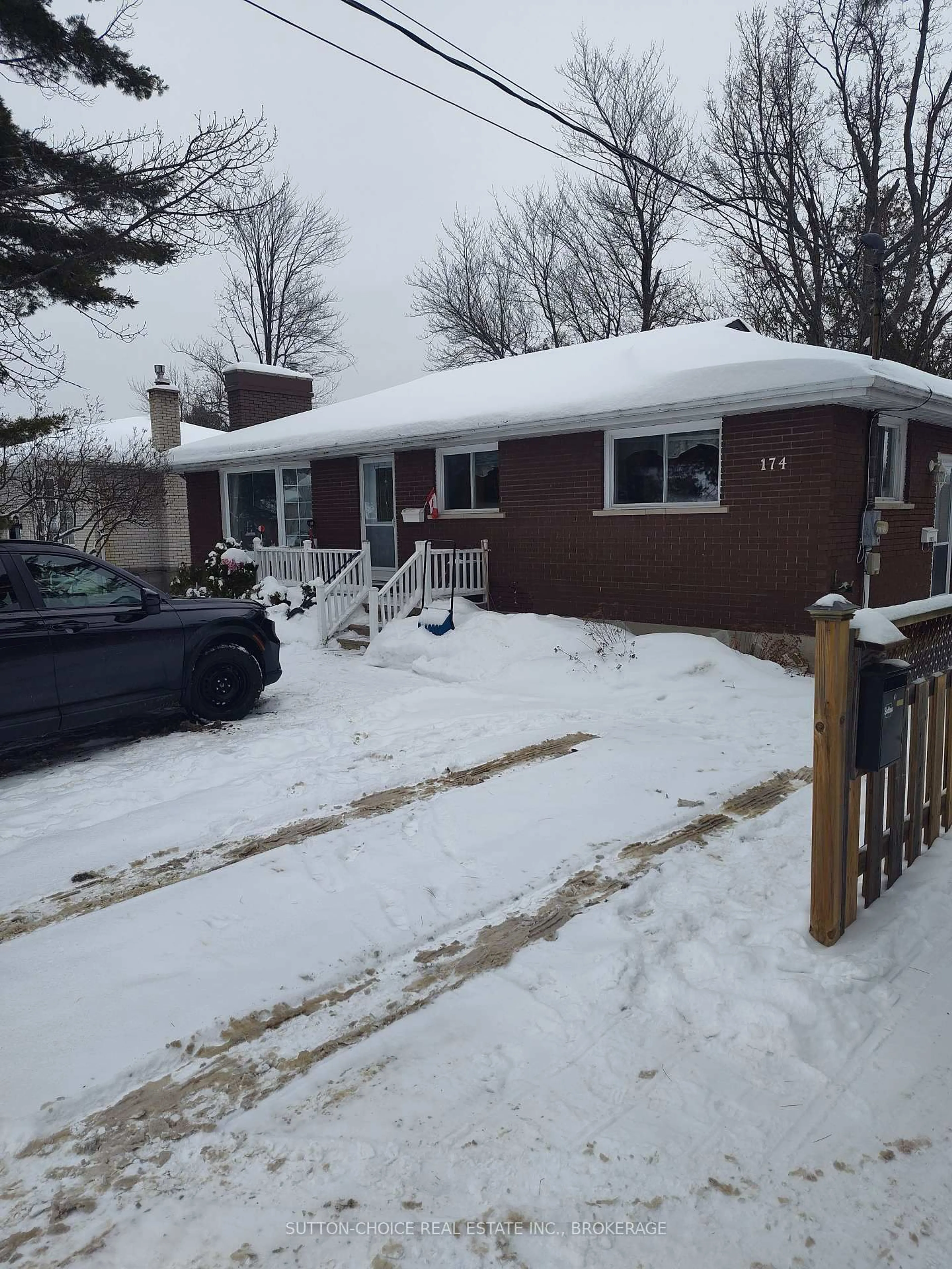 Unknown for 174 Giroux St, North Bay Ontario P1B 7Y7