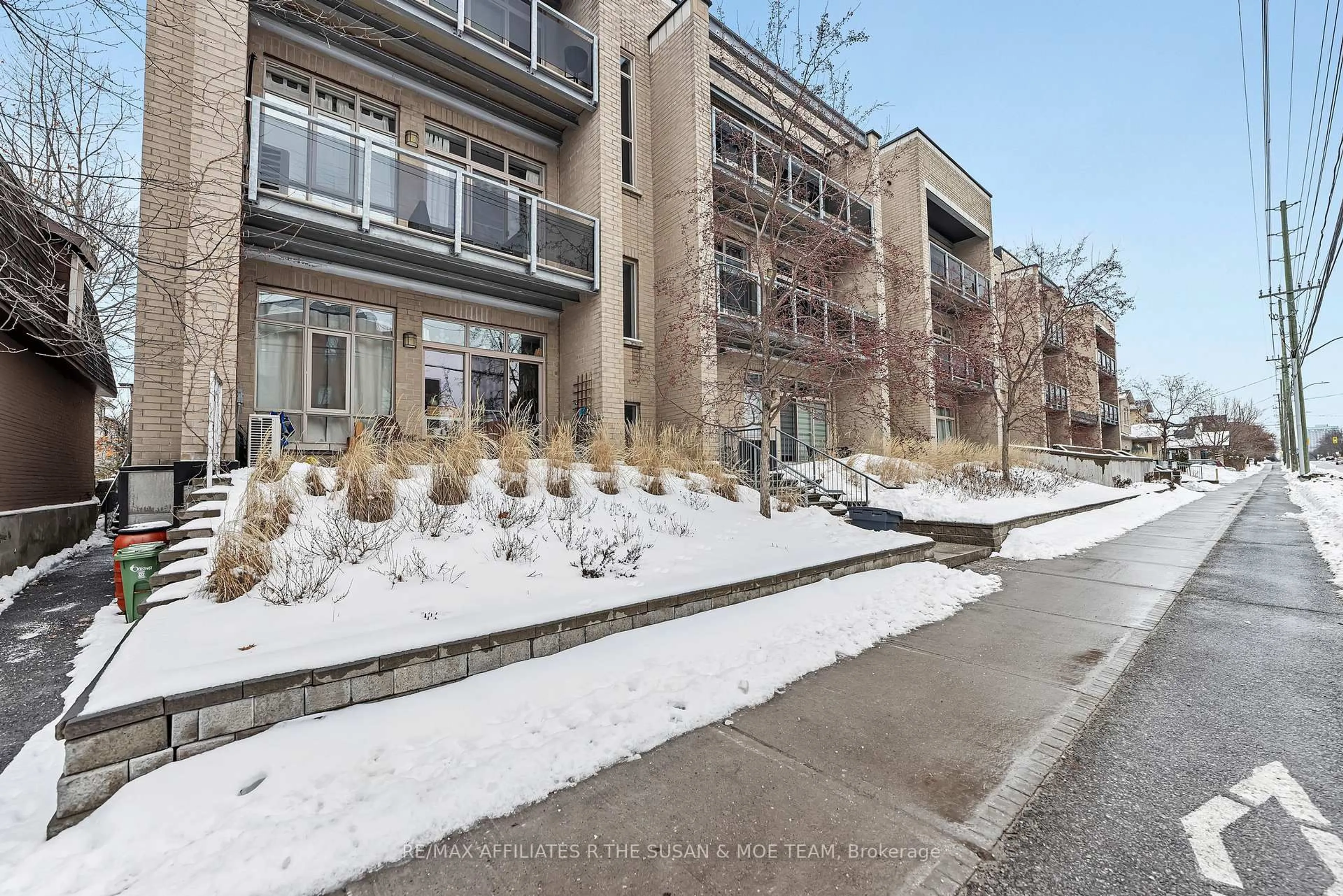 Unknown for 682 Churchill Ave #106, Ottawa Ontario K1Z 5G5