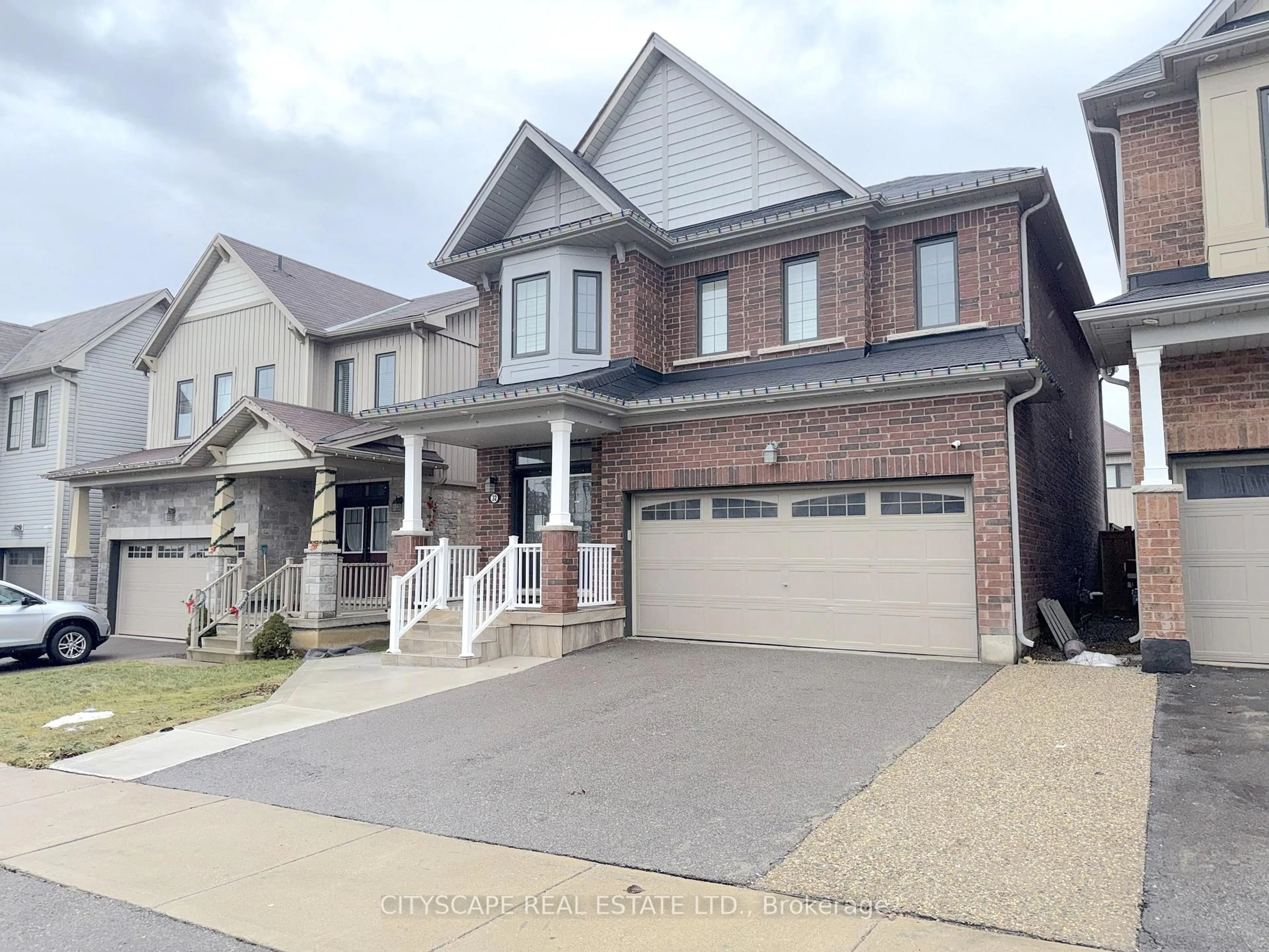 Home with brick exterior material, street for 32 Mull Ave, Haldimand Ontario N3W 0B9