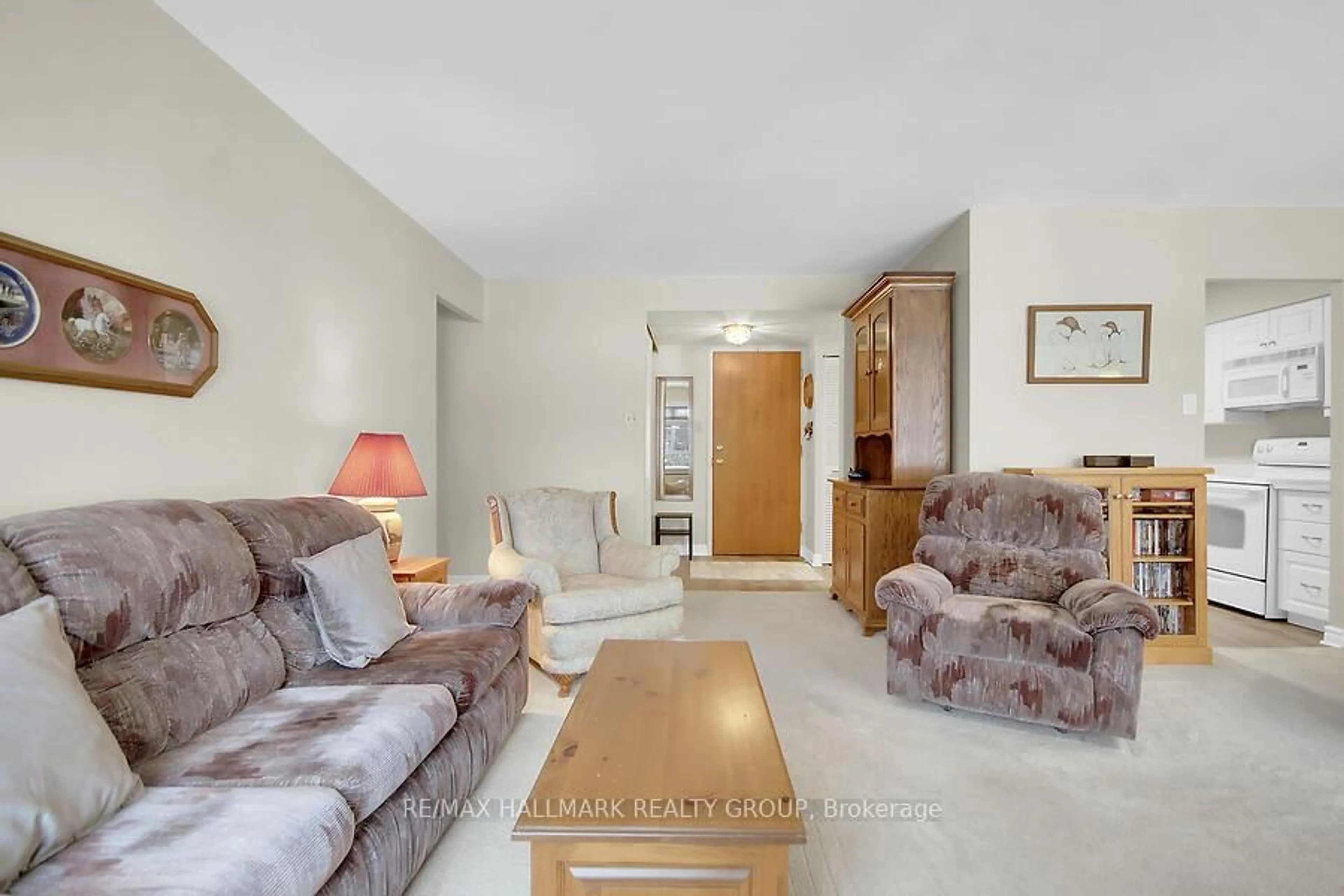 Living room with furniture, unknown for 960 Teron Rd #101, Ottawa Ontario K2K 2B6