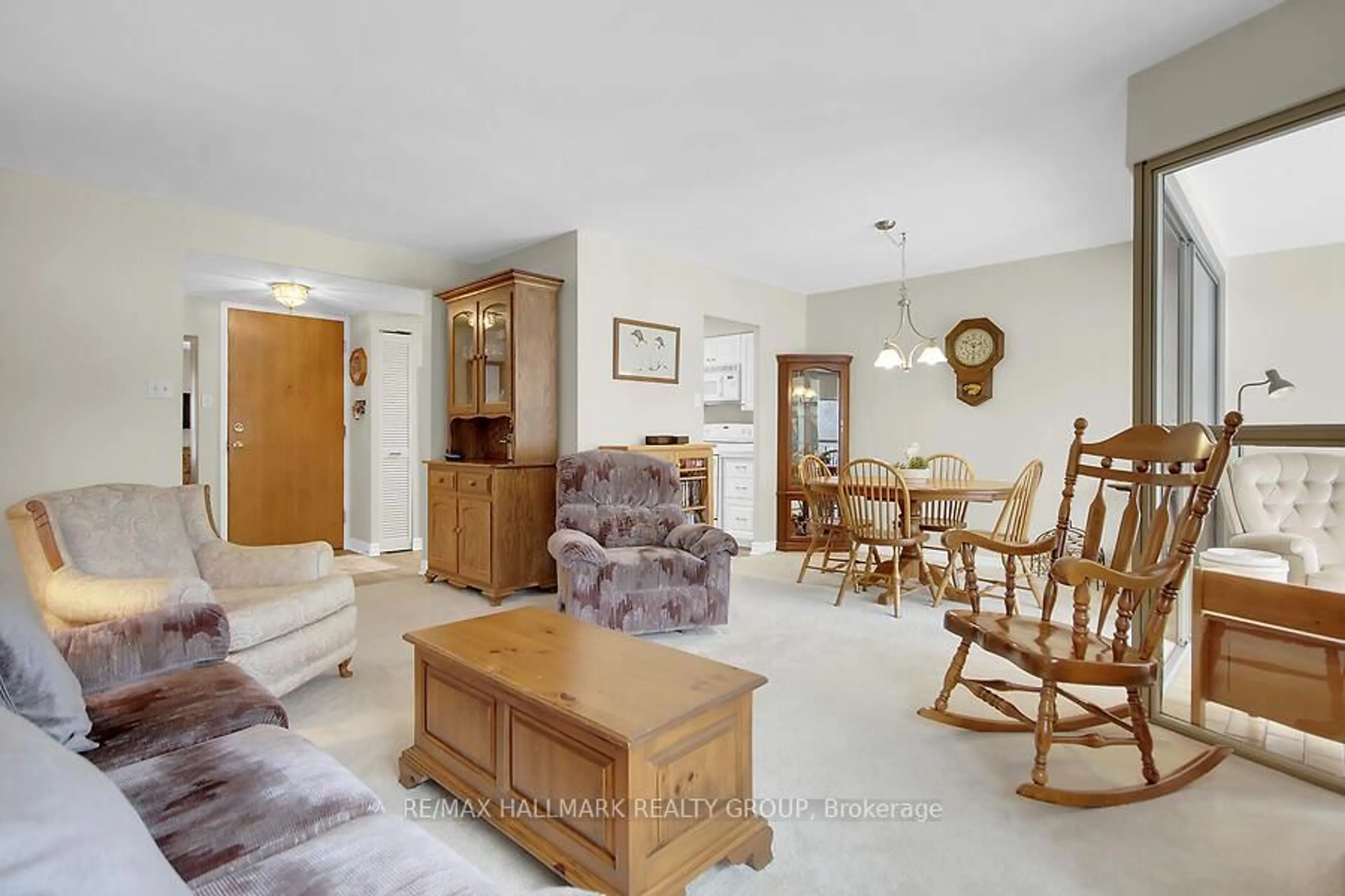 Living room with furniture, unknown for 960 Teron Rd #101, Ottawa Ontario K2K 2B6