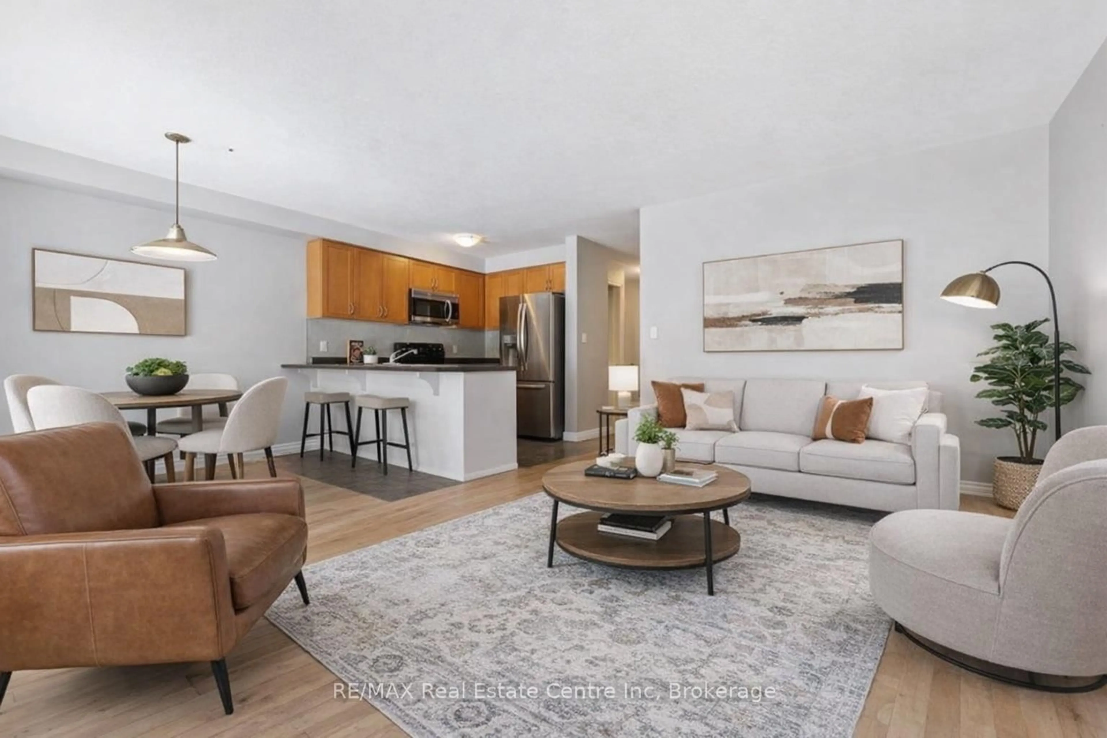 Living room with furniture, unknown for 158 Kemp Cres, Guelph Ontario N1E 0K1