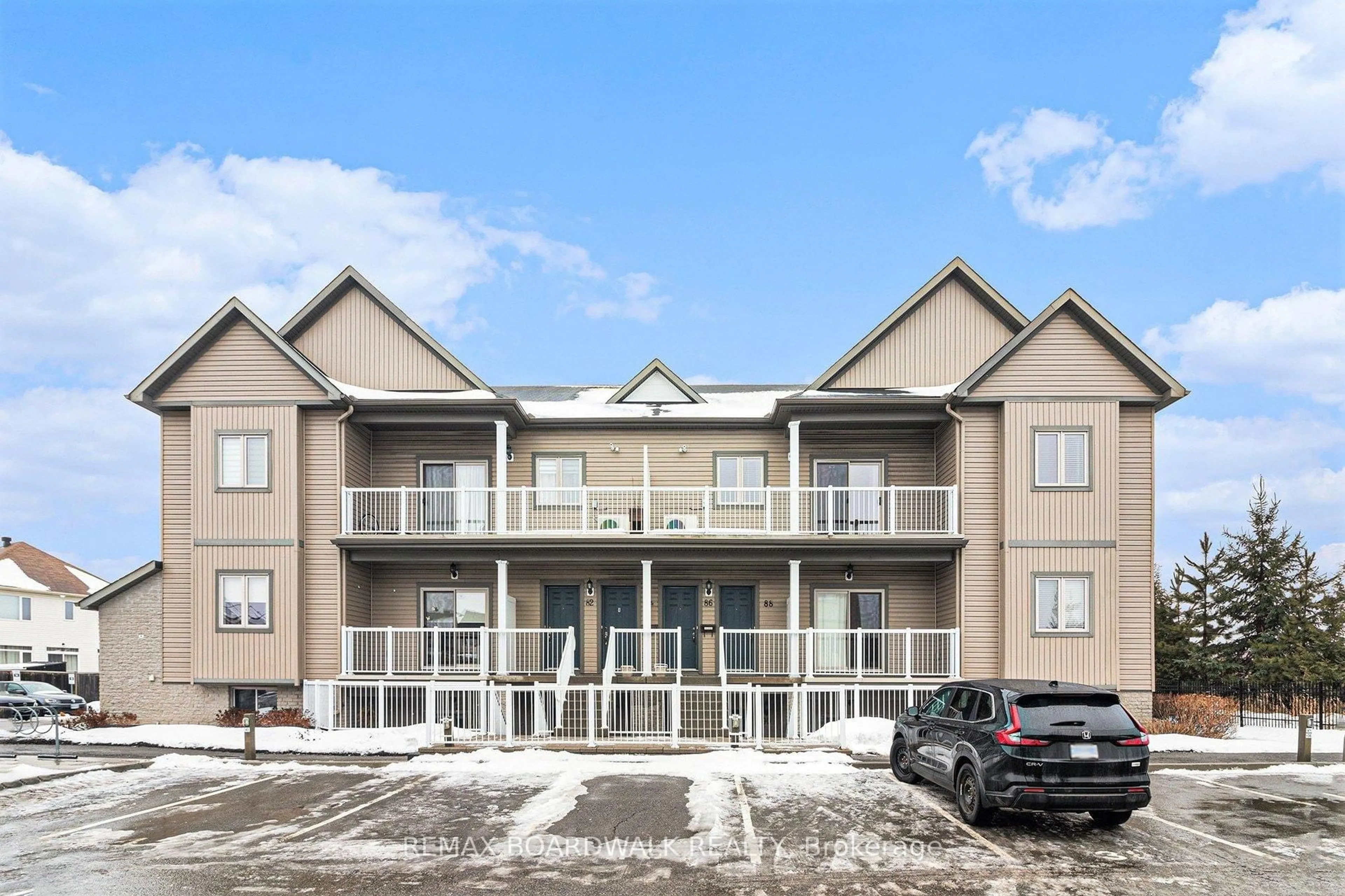 Unknown for 86 Sternes Private, Orleans Ontario K4A 0X8