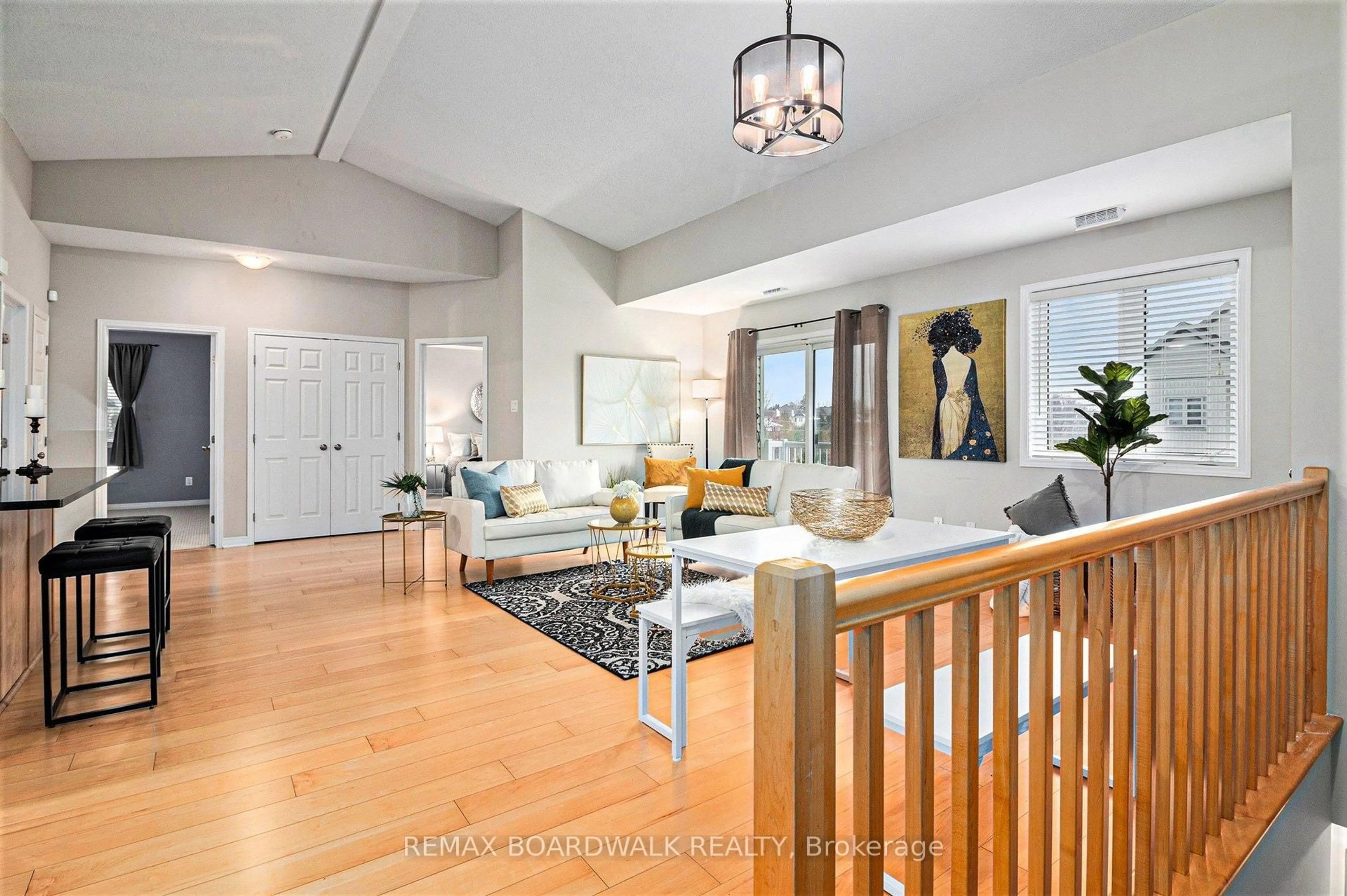 Unknown for 86 Sternes Private, Orleans Ontario K4A 0X8