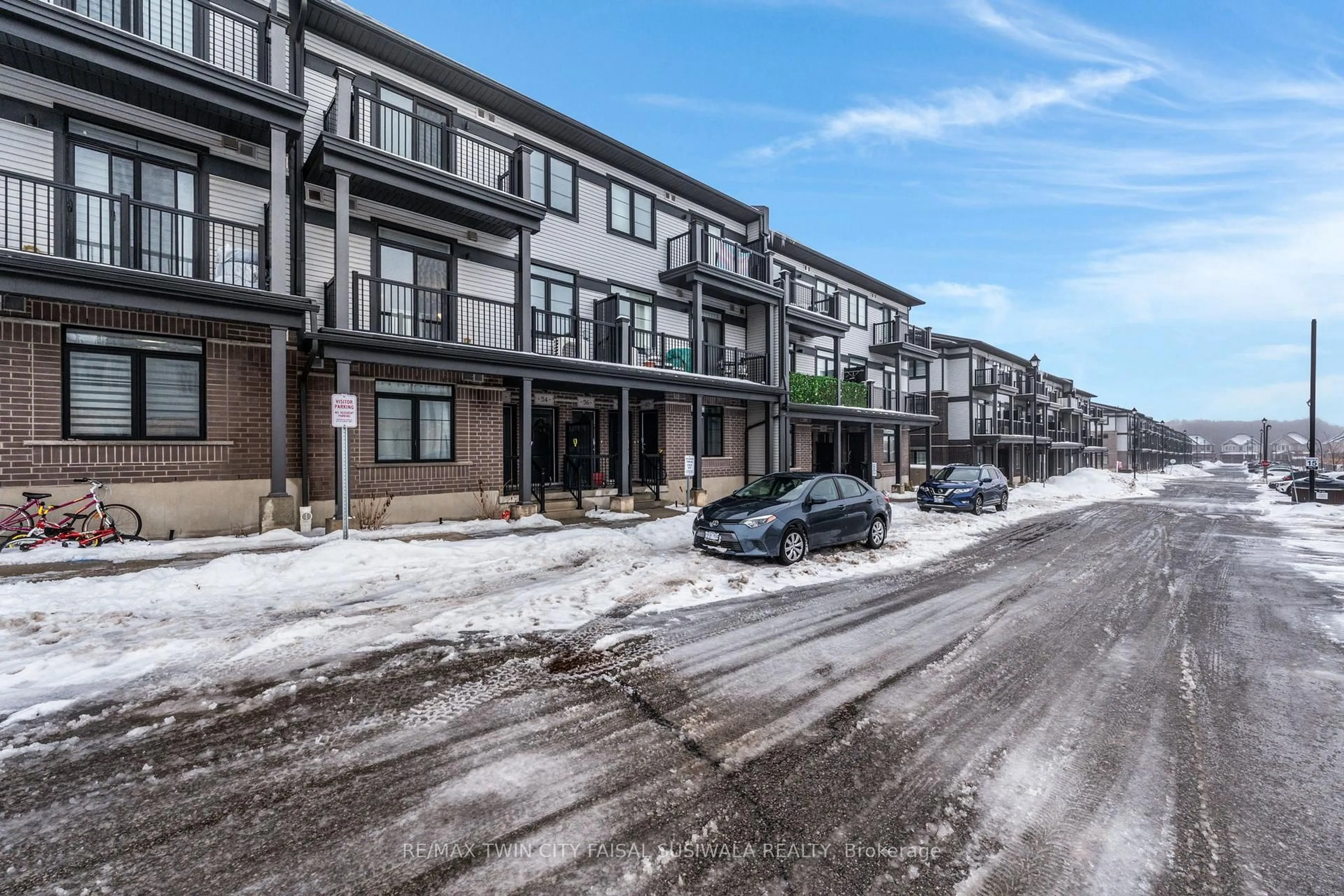 A pic from outside/outdoor area/front of a property/back of a property/a pic from drone, street for 52 Wheat Lane, Kitchener Ontario N2R 0R6