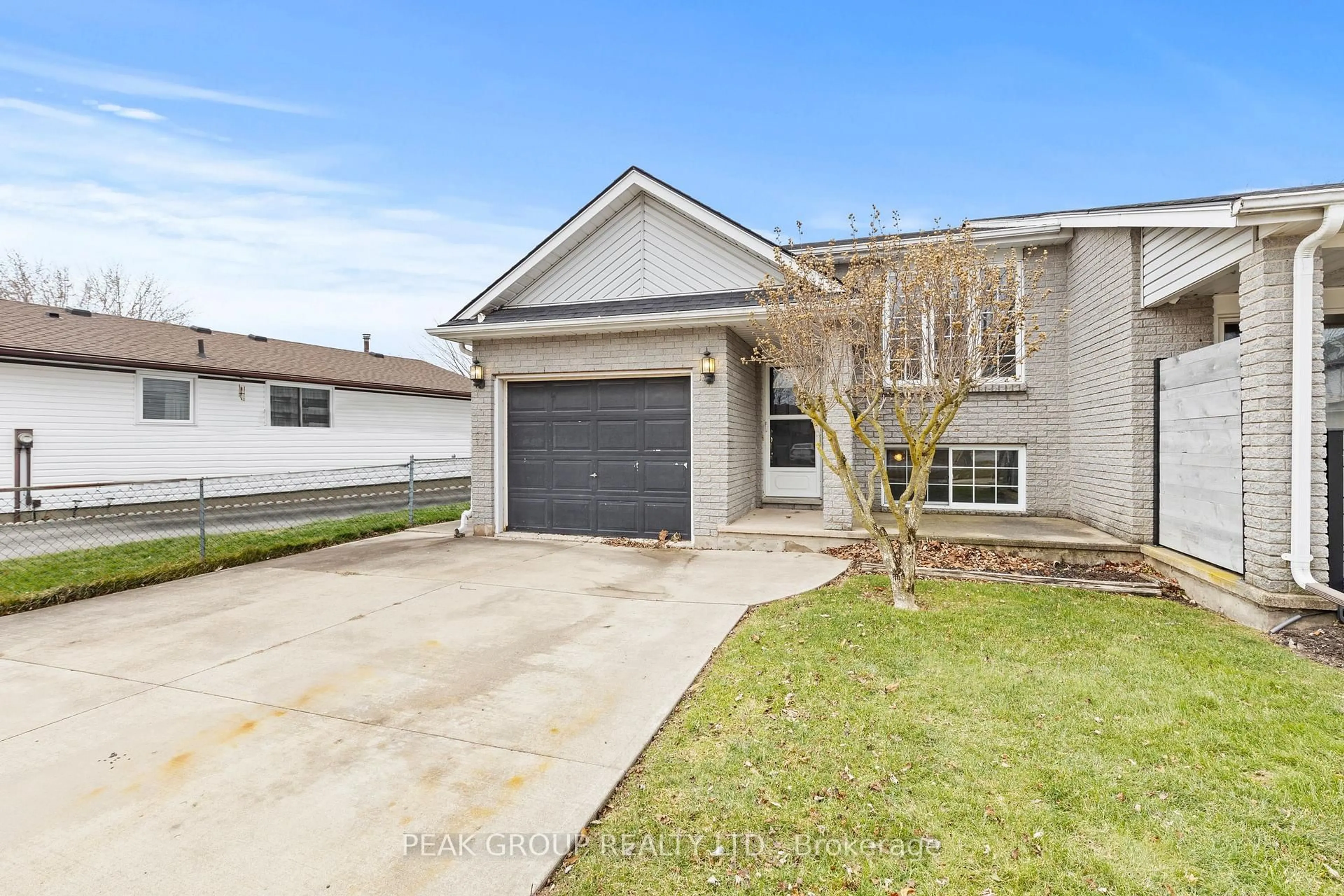 Unknown for 7953 Paddock Tr, Niagara Falls Ontario L2H 1W7