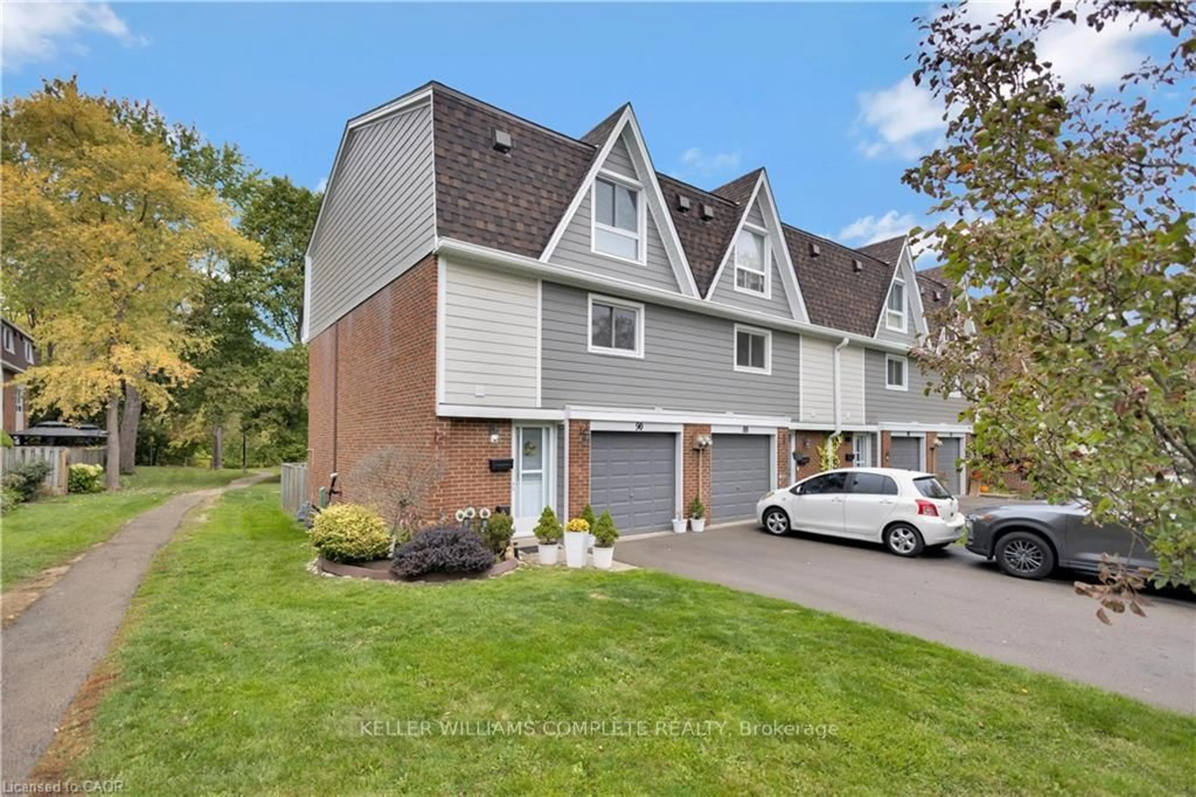 Unknown for 90 ANN St, Hamilton Ontario L9H 5P1