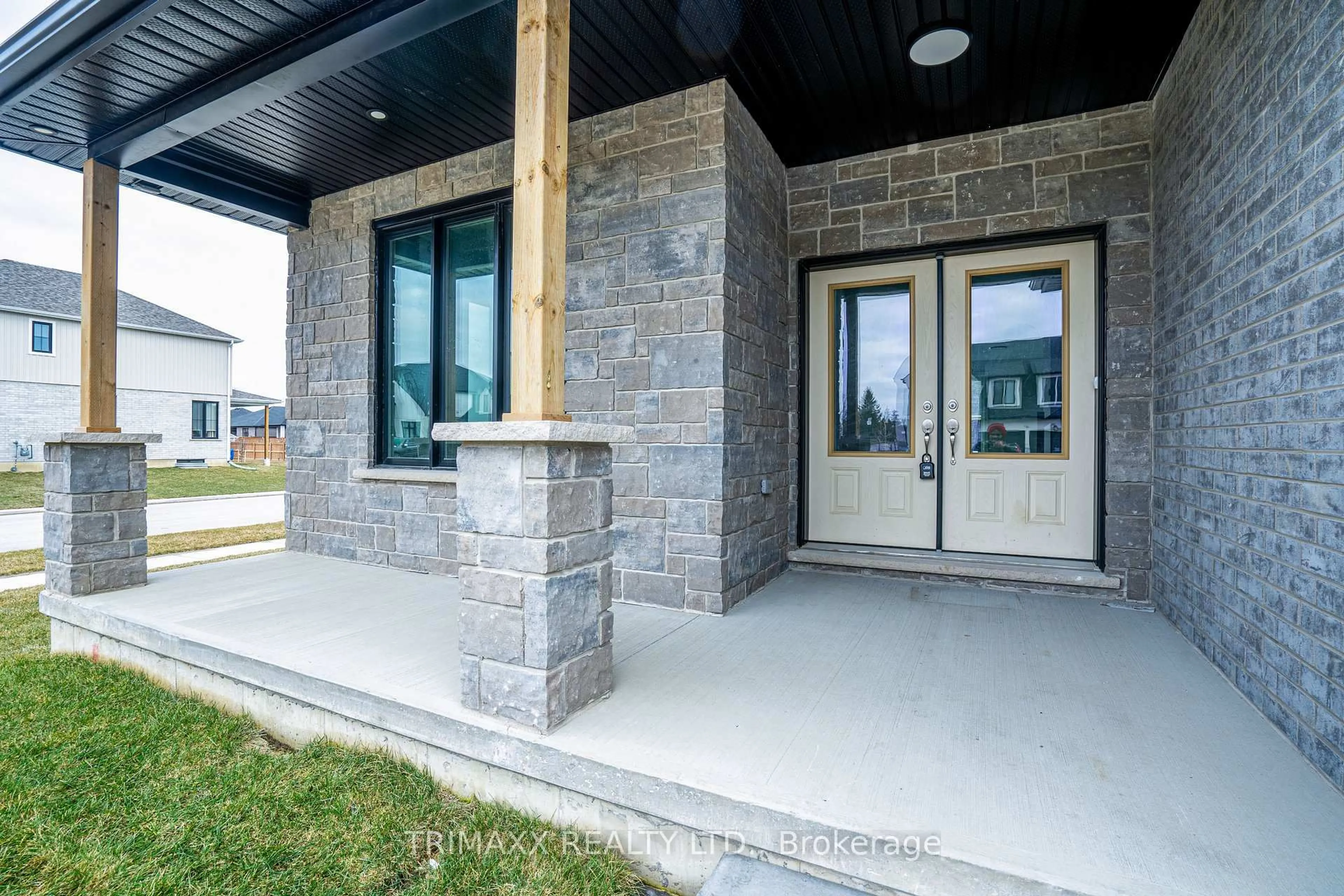 Unknown for 188 Foxborough Pl, Thames Centre Ontario N0M 2P0