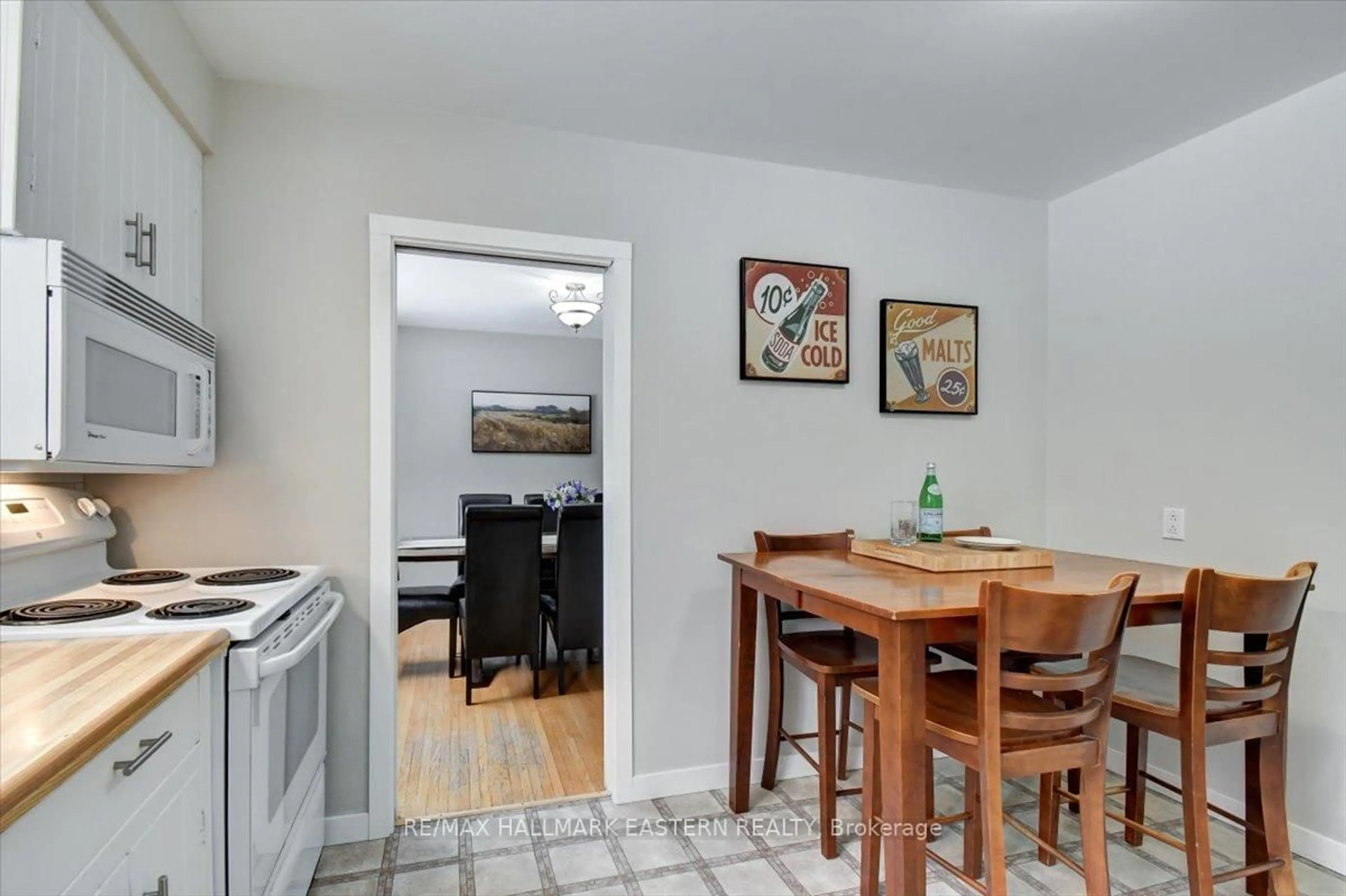 Unknown for 1193 Huron St, Peterborough Ontario K9H 6V6