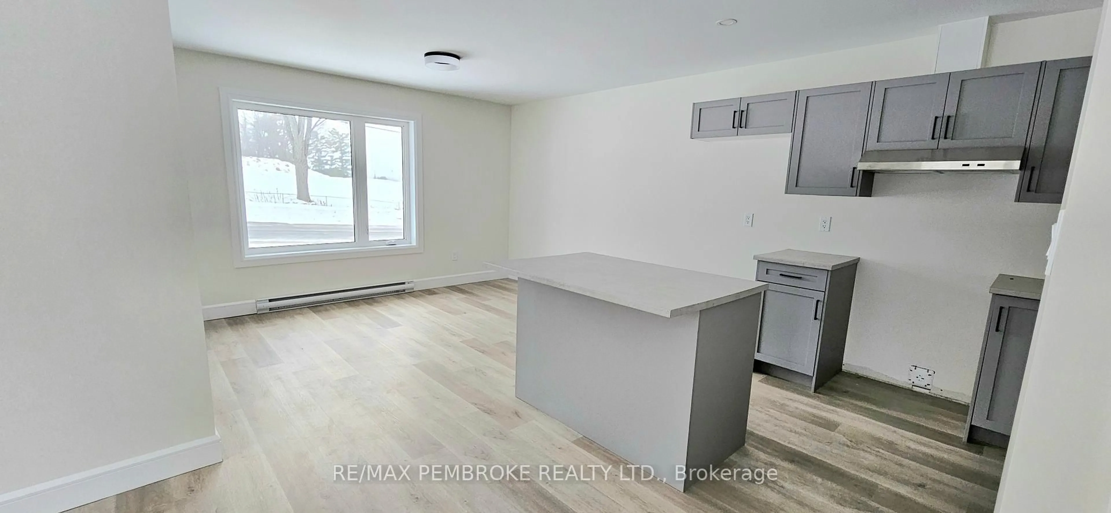 Open concept kitchen, unknown for 135 Bell St, Pembroke Ontario K8A 2J7