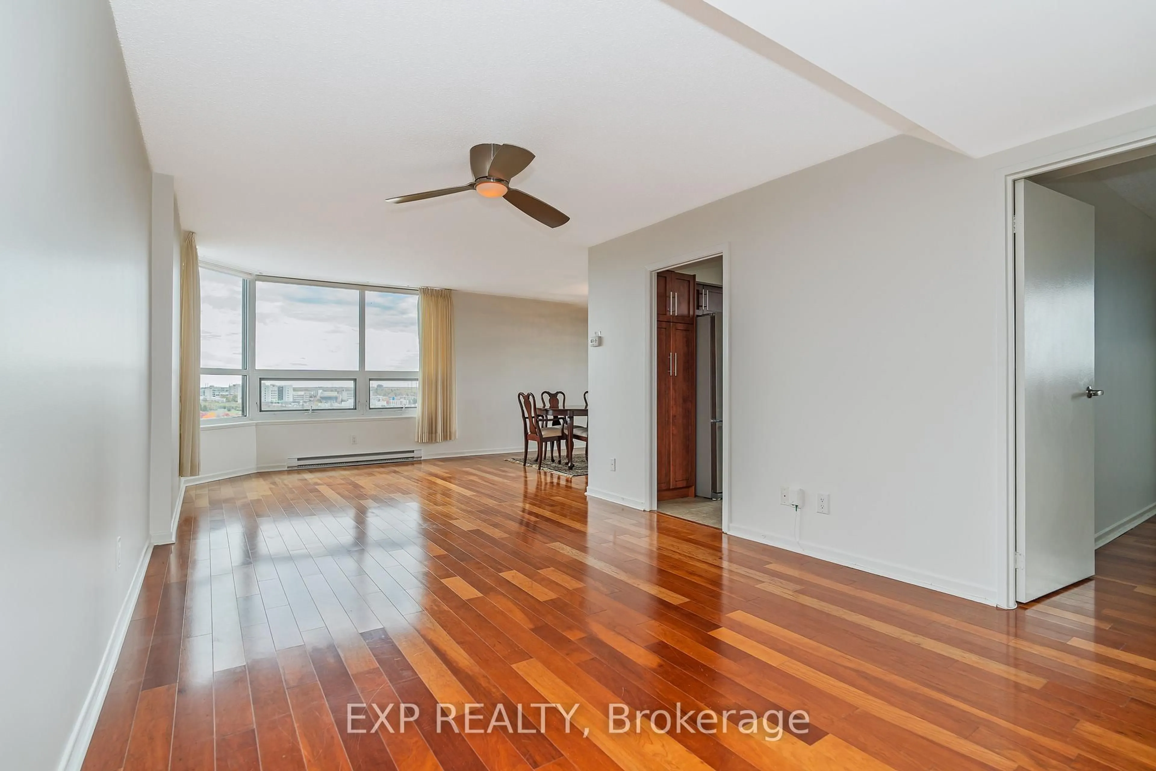 Unknown for 1500 Riverside Dr #2305, Ottawa Ontario K1G 4J4