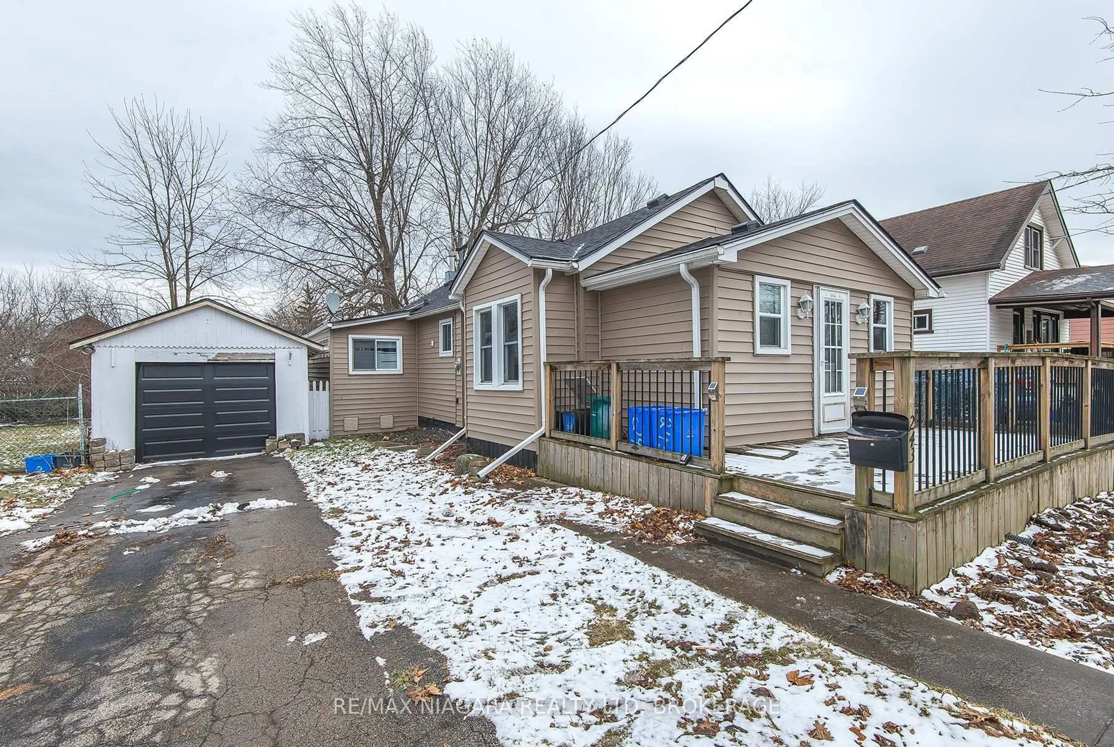 Unknown for 243 North St, Fort Erie Ontario L2A 3R9