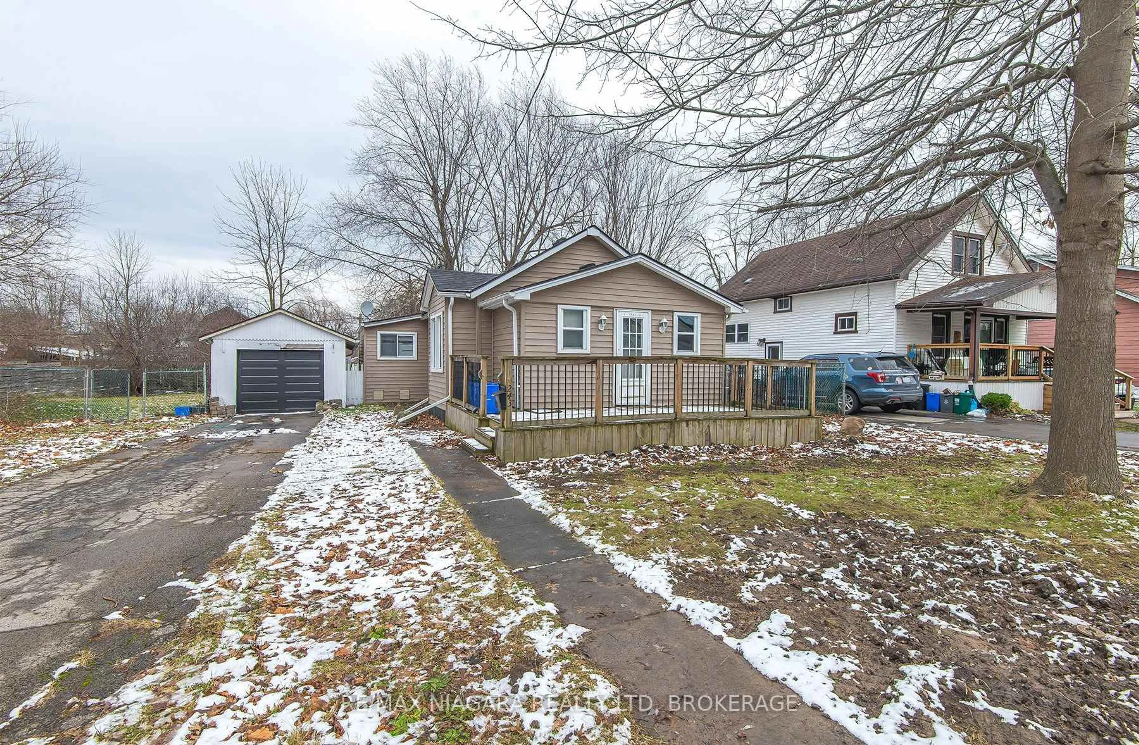 Unknown for 243 North St, Fort Erie Ontario L2A 3R9