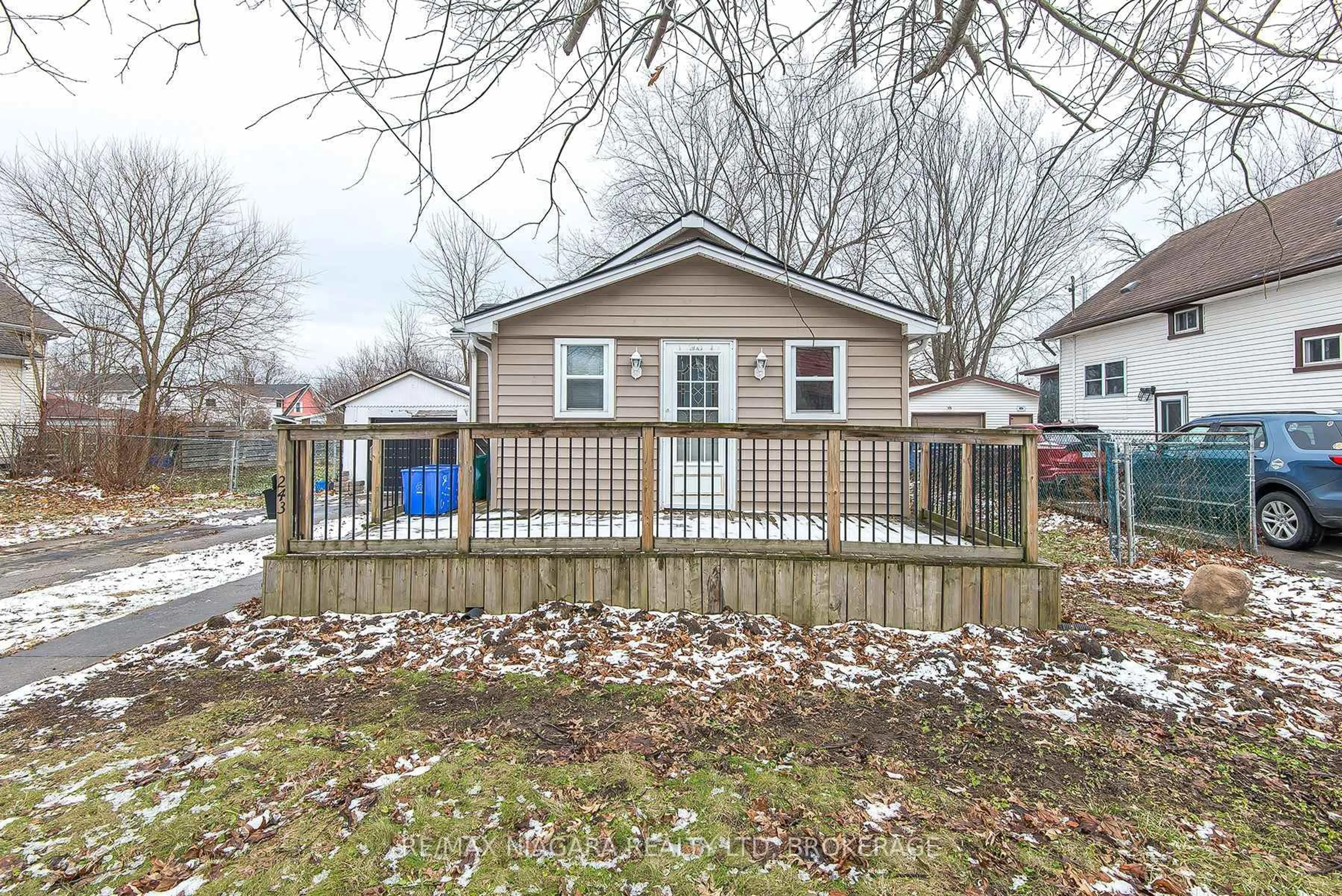 Shed for 243 North St, Fort Erie Ontario L2A 3R9