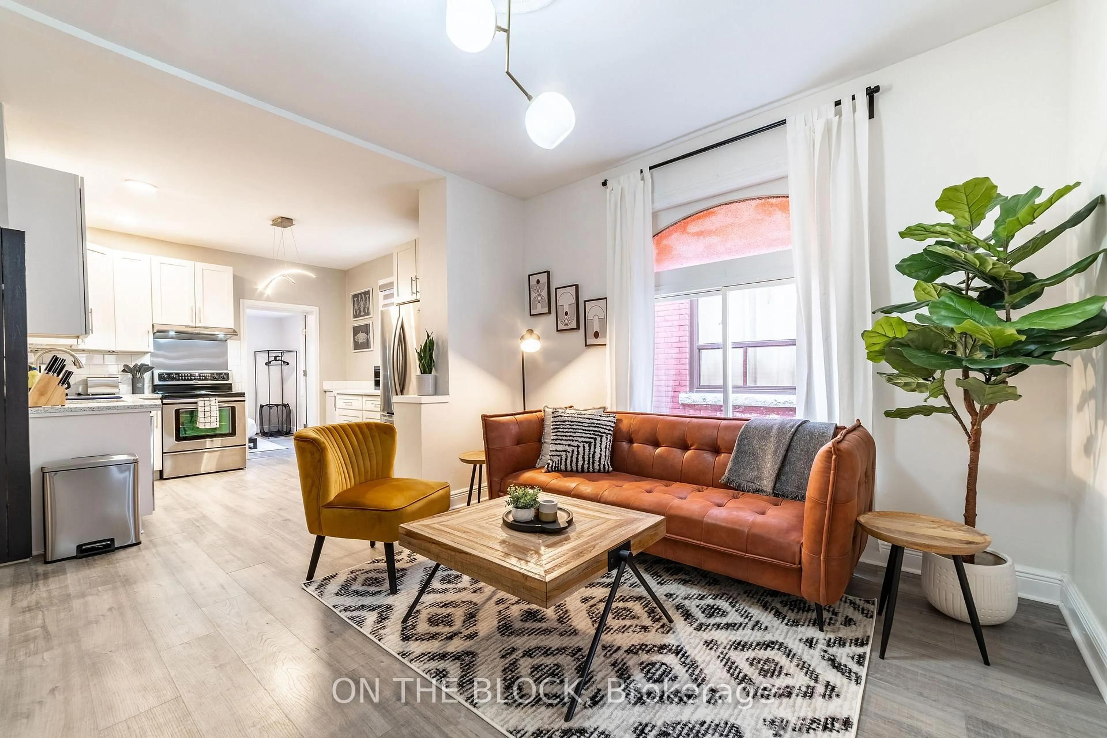 Living room with furniture, unknown for 19 Century St, Hamilton Ontario L8L 1V7