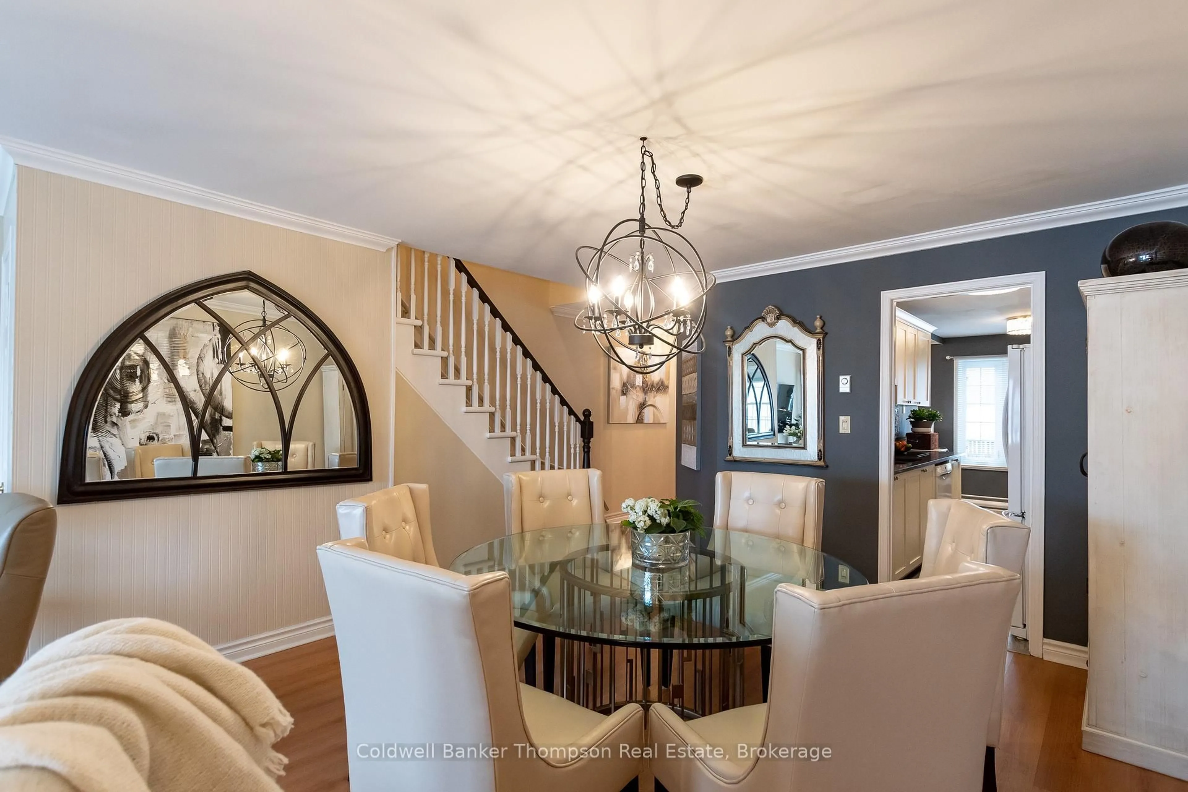 Dining room, unknown for 44 King William St #2, Huntsville Ontario P1H 1G3