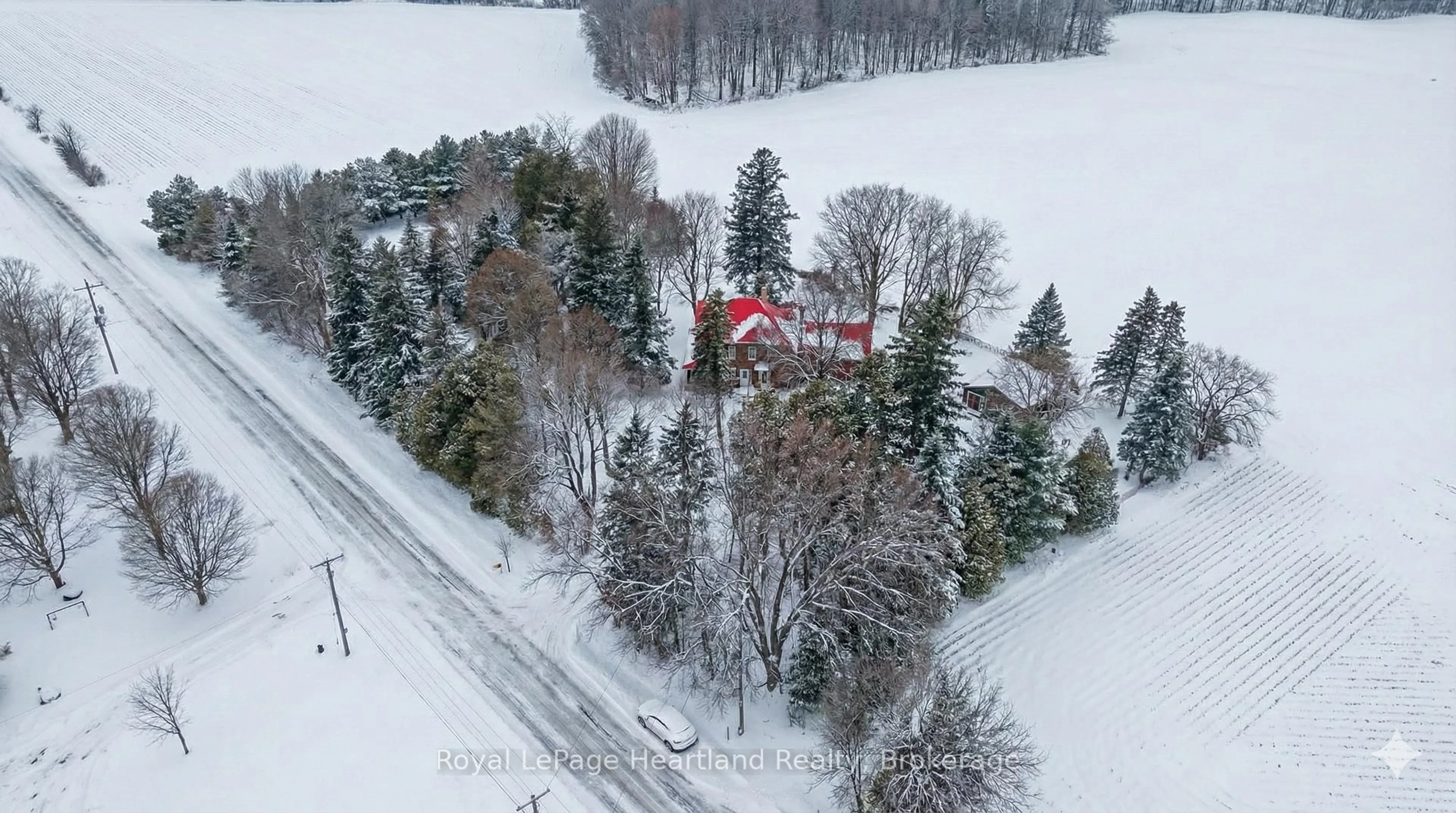 A pic from outside/outdoor area/front of a property/back of a property/a pic from drone, street for 9540 Ayton Rd, Minto Ontario N0G 1Z0