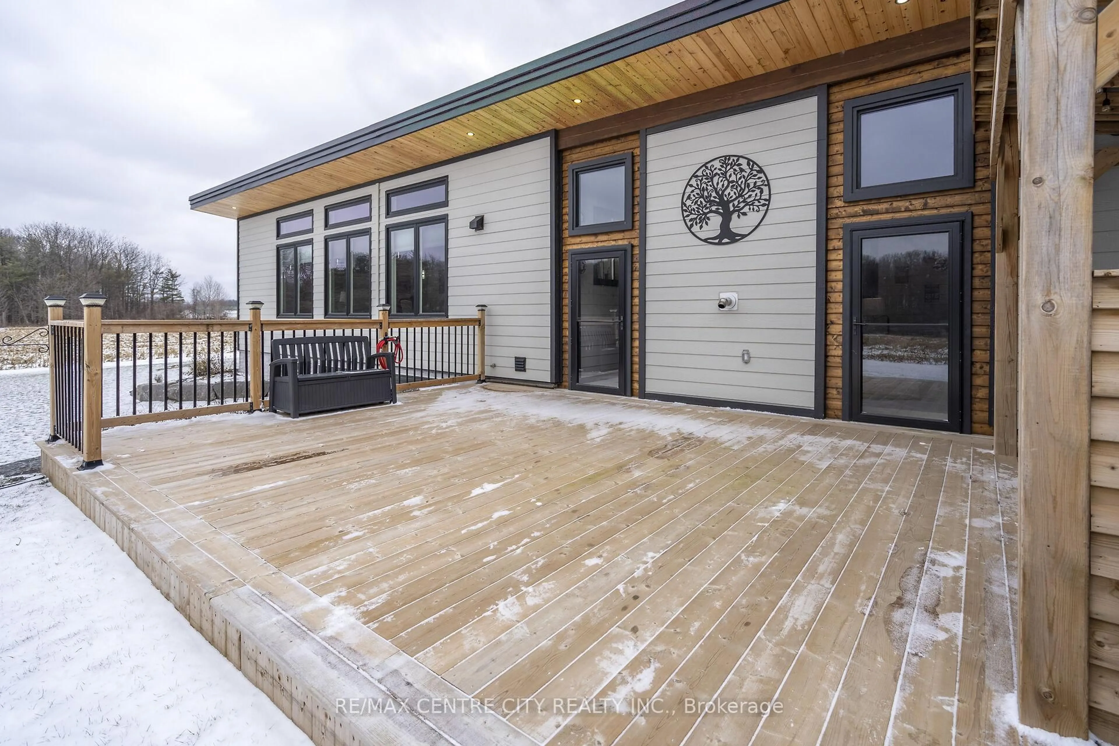 Patio, unknown for 143273 Hawkins Rd, South-West Oxford Ontario N0L 1C0