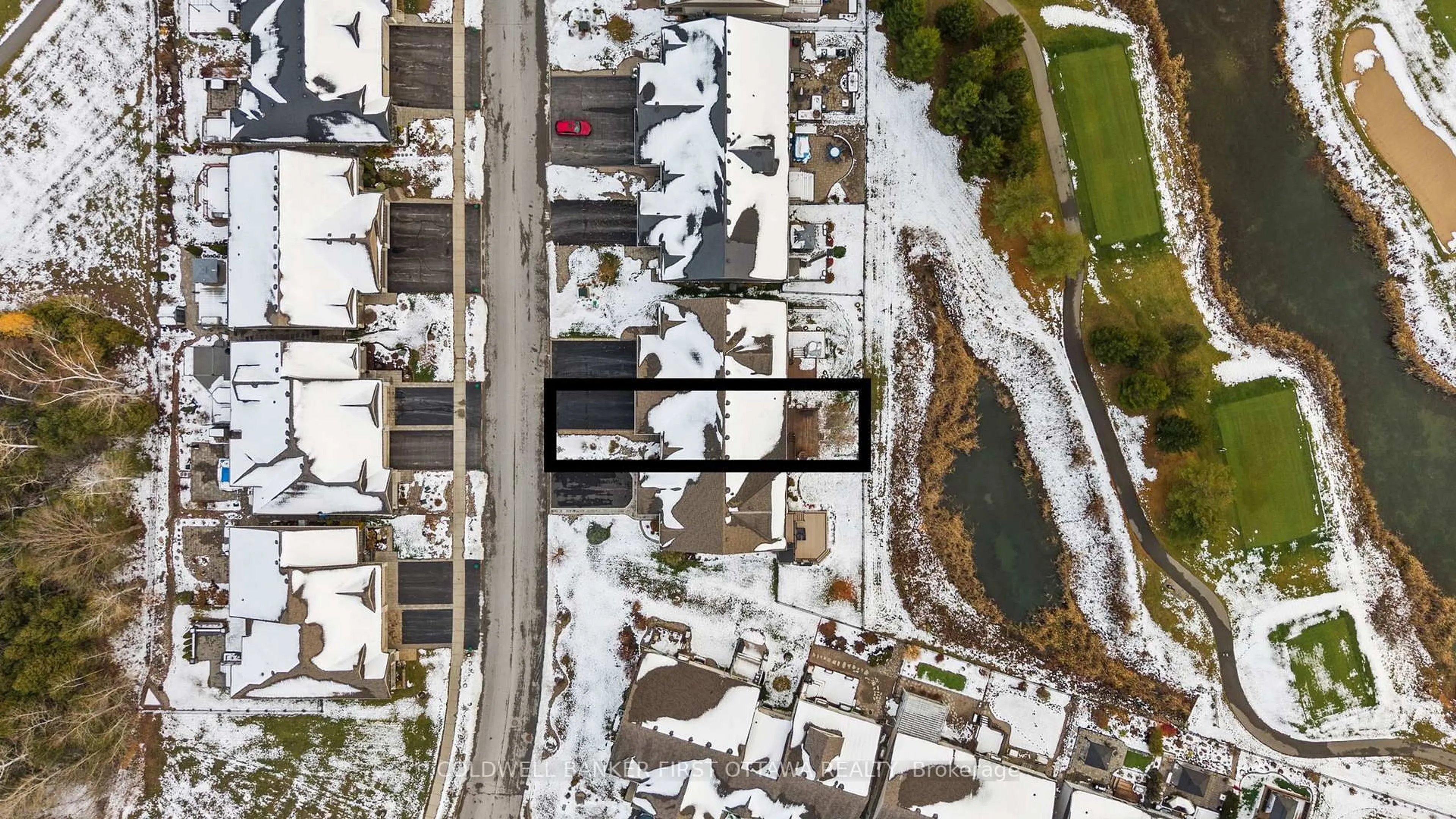 A pic from outside/outdoor area/front of a property/back of a property/a pic from drone, city buildings view from balcony for 239 ROYAL LANDING Gate, North Grenville Ontario K0G 1J0