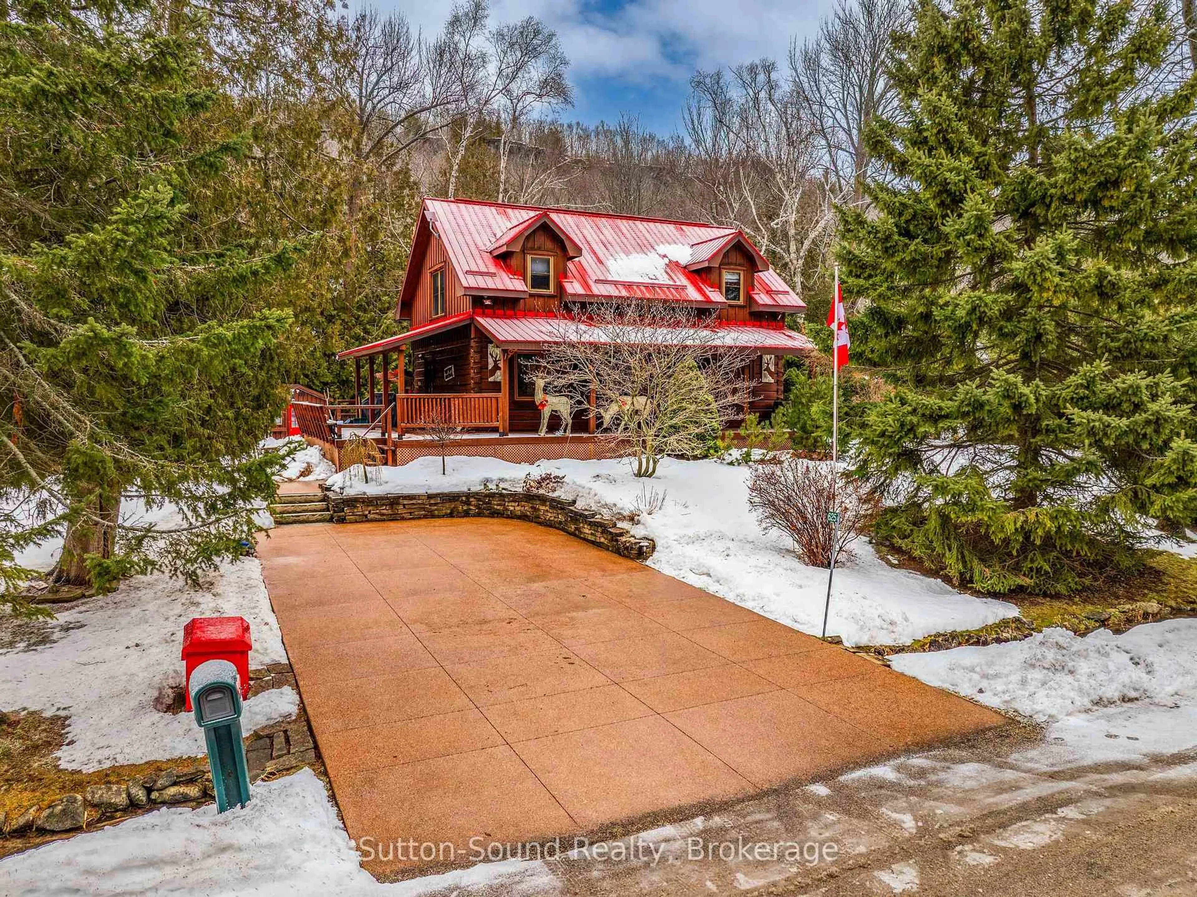 A pic from outside/outdoor area/front of a property/back of a property/a pic from drone, unknown for 625 Mallory Beach Rd, South Bruce Peninsula Ontario N0H 2T0