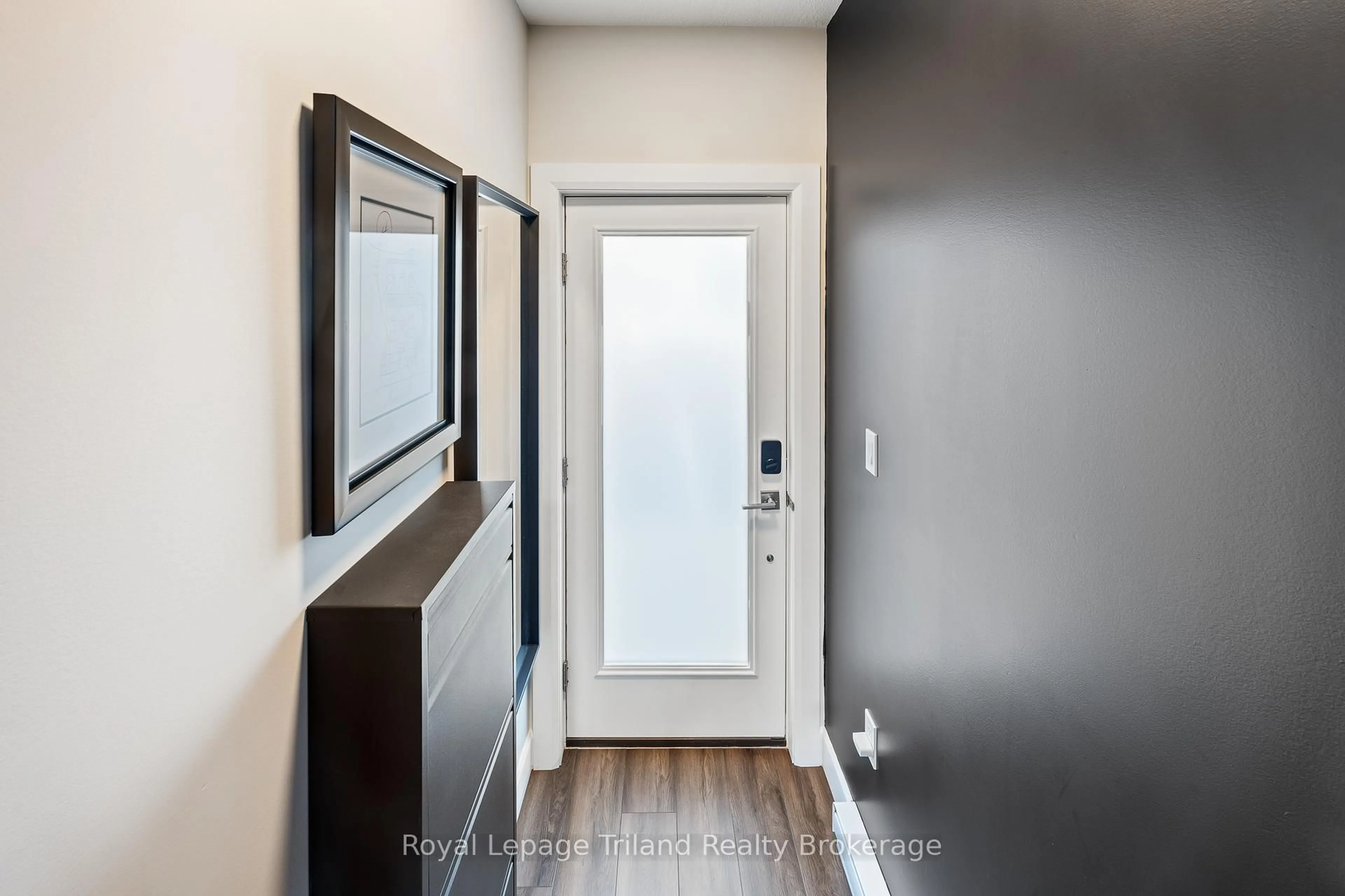 Indoor entryway for 3202 VIVIAN LINE 37 Line #14, Stratford Ontario N5A 0K6