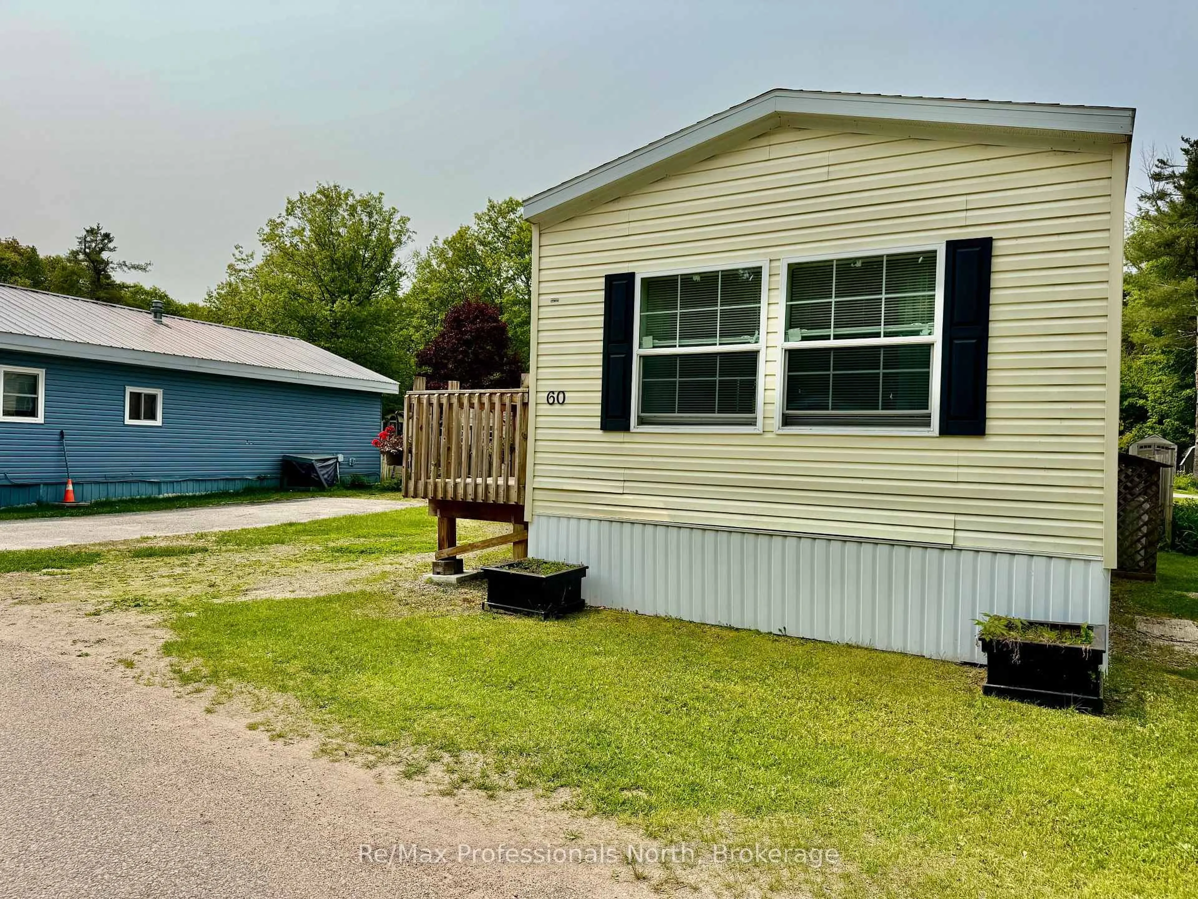 Unknown for 1007 Racoon Rd #60, Gravenhurst Ontario P1P 0C3