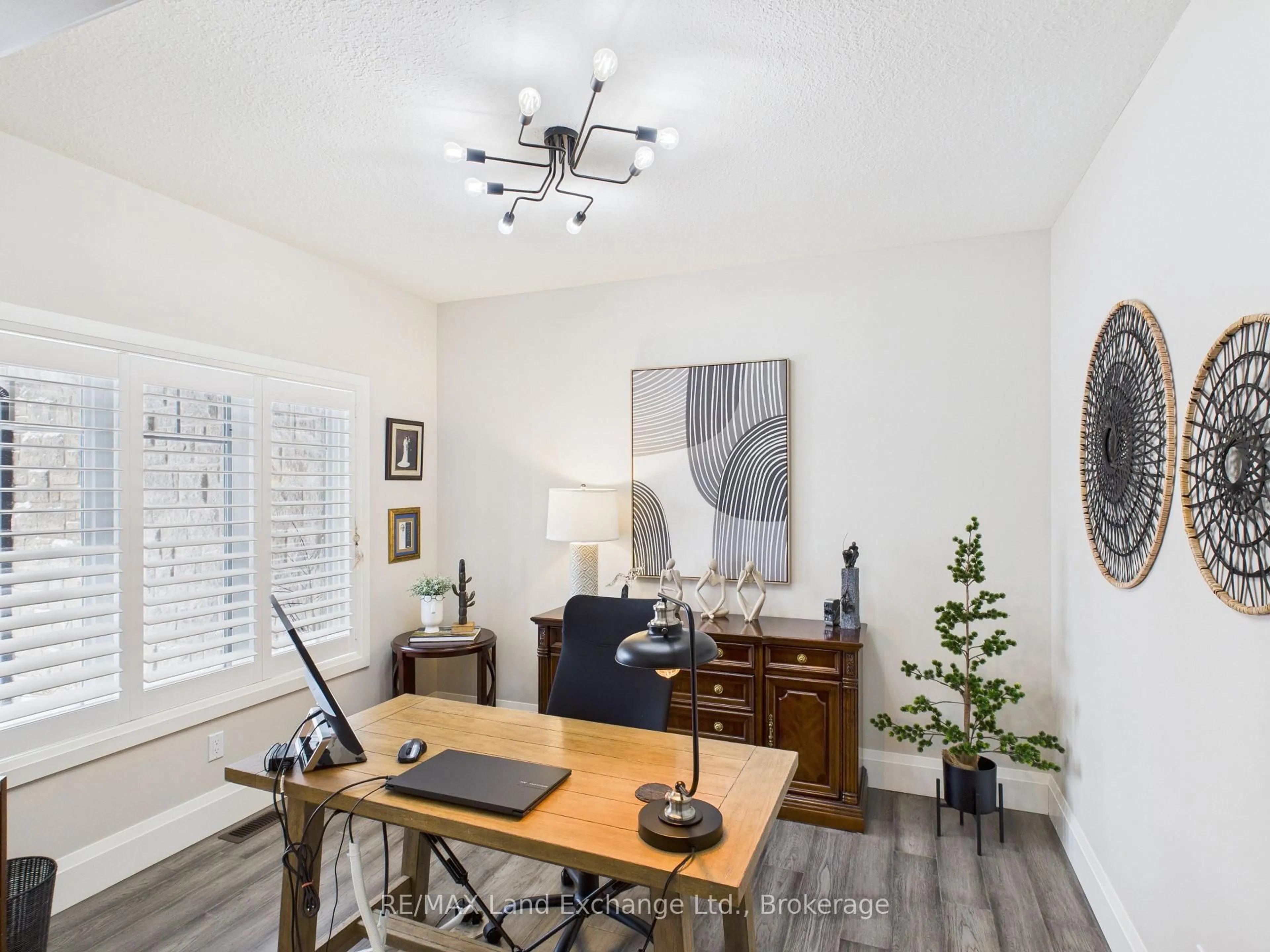 A pic of a room for 405 Mccullough Cres, Kincardine Ontario N2Z 0A8