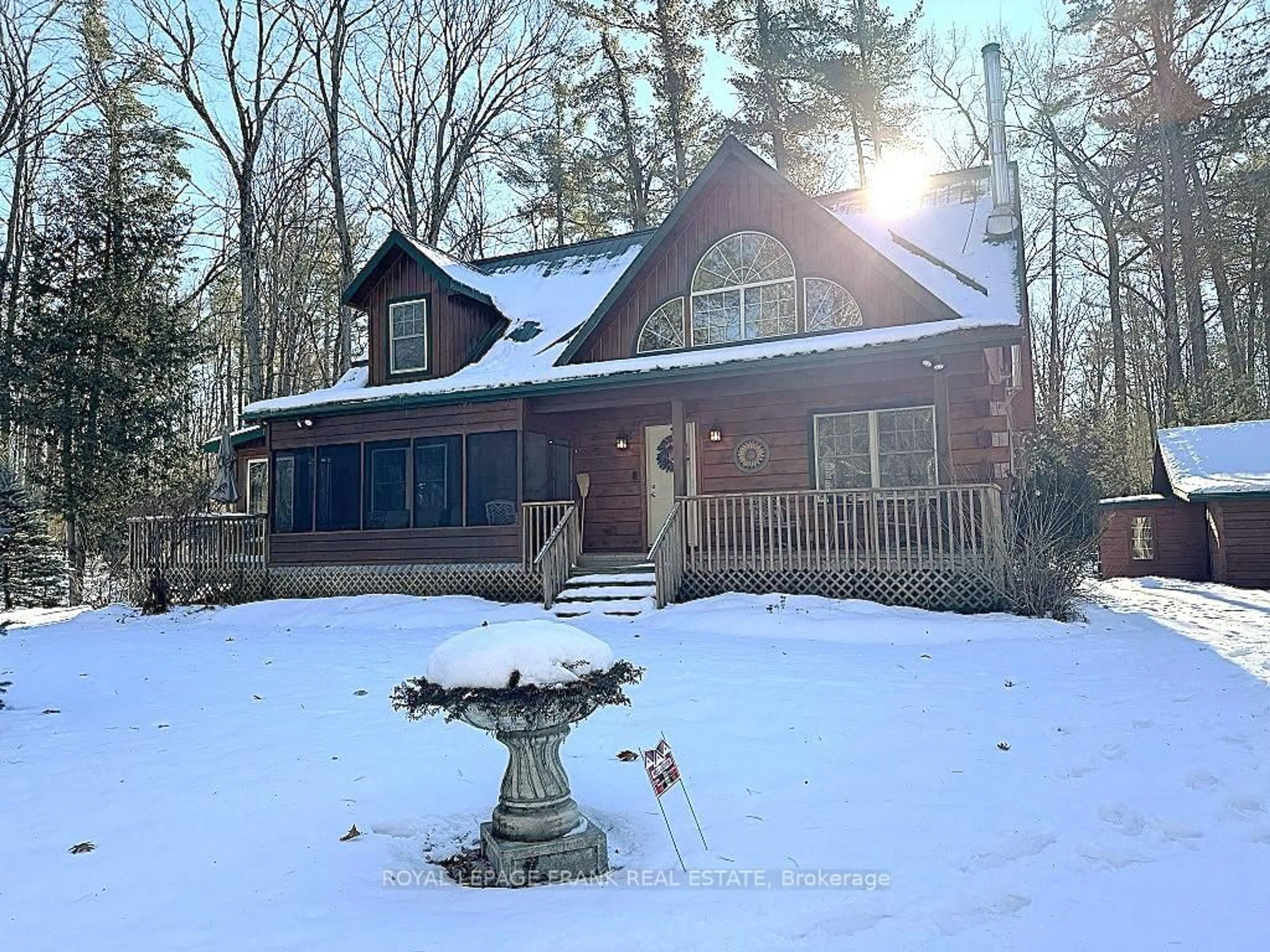 A pic from outside/outdoor area/front of a property/back of a property/a pic from drone, unknown for 120 Sugarbush Cres, Trent Lakes Ontario K0L 1J0
