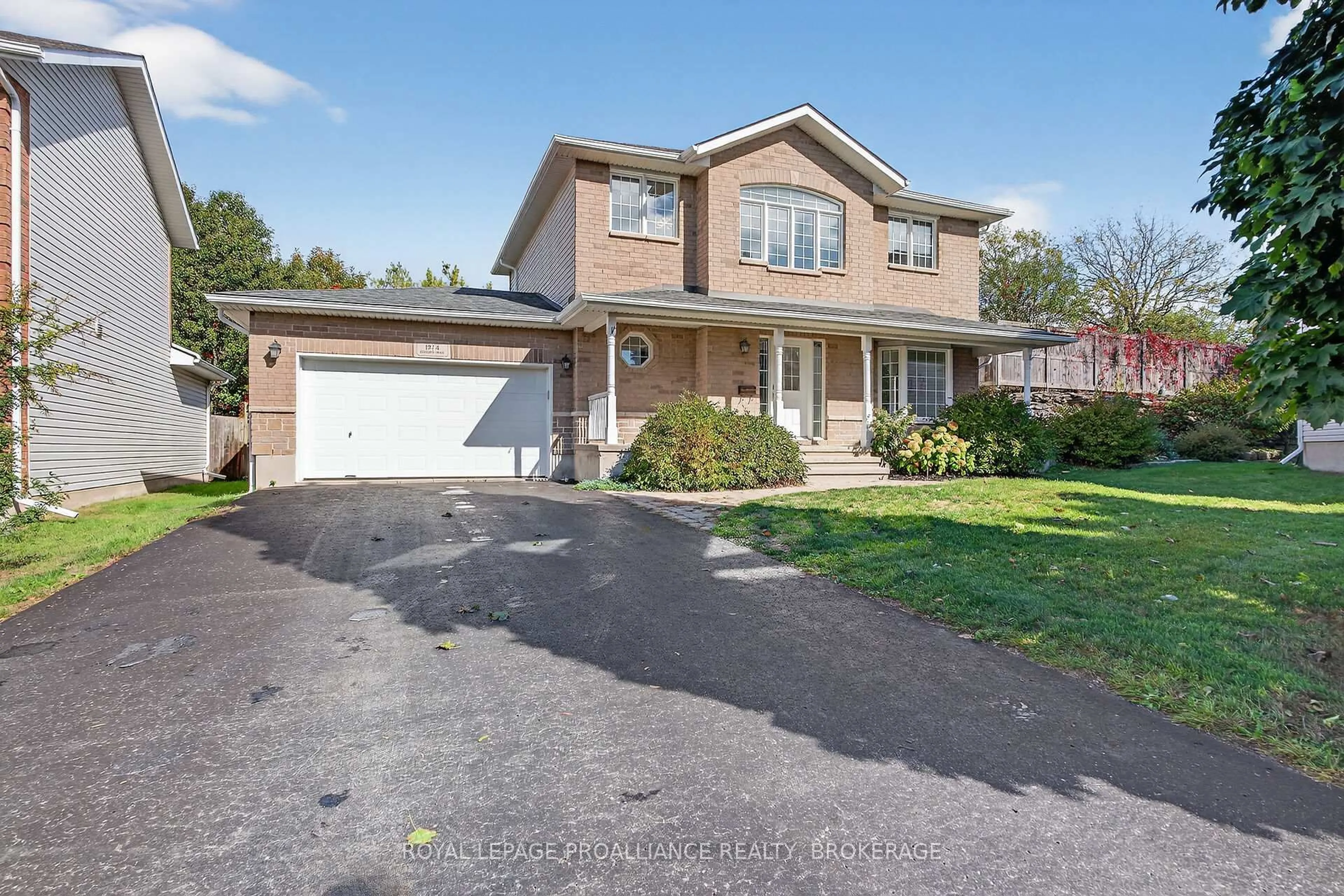 Unknown for 1974 Geology Tr, Kingston Ontario K7M 9H5