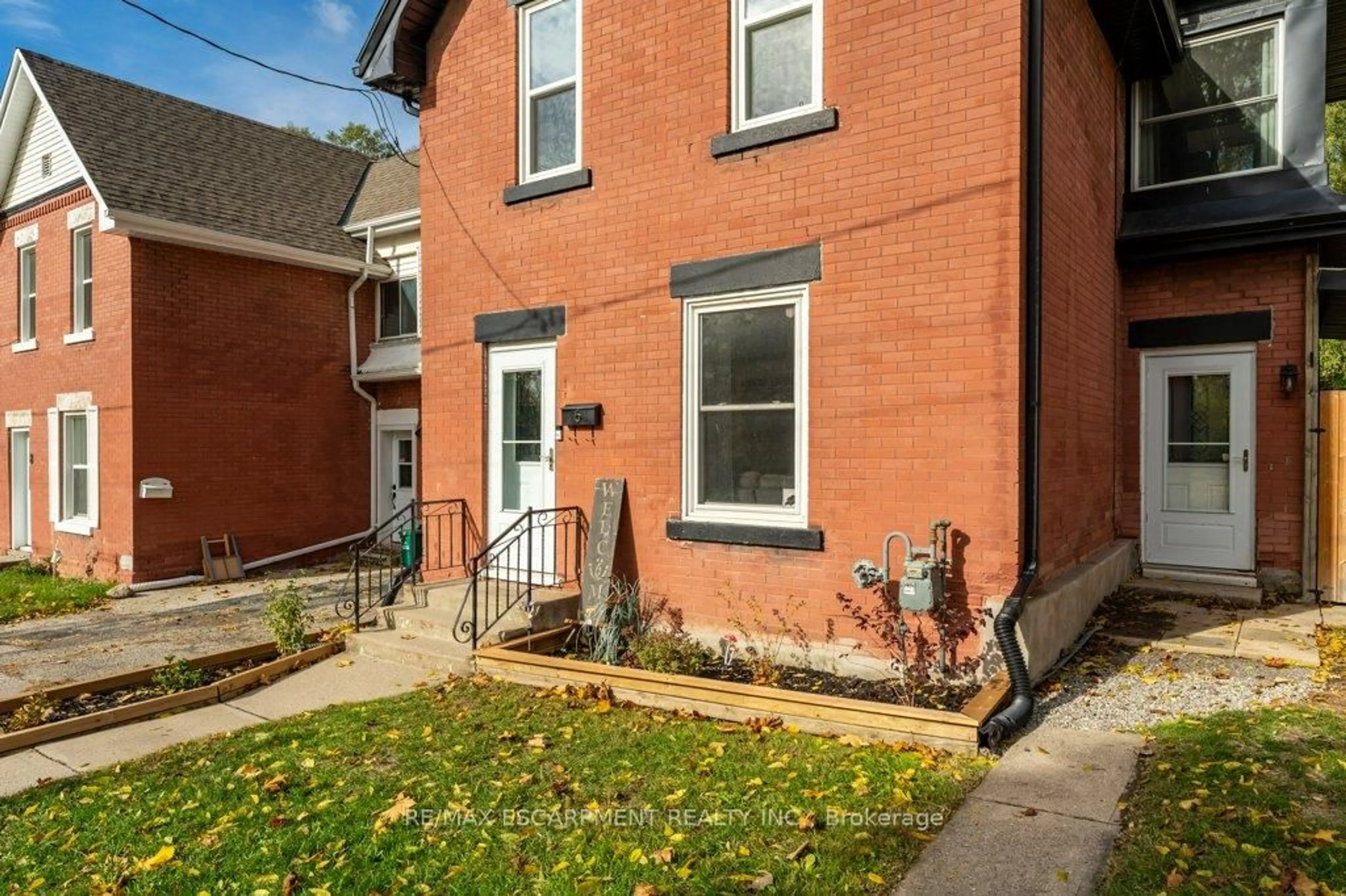 Home with brick exterior material, street for 6 Glanville Ave, Brantford Ontario N3S 2Y7