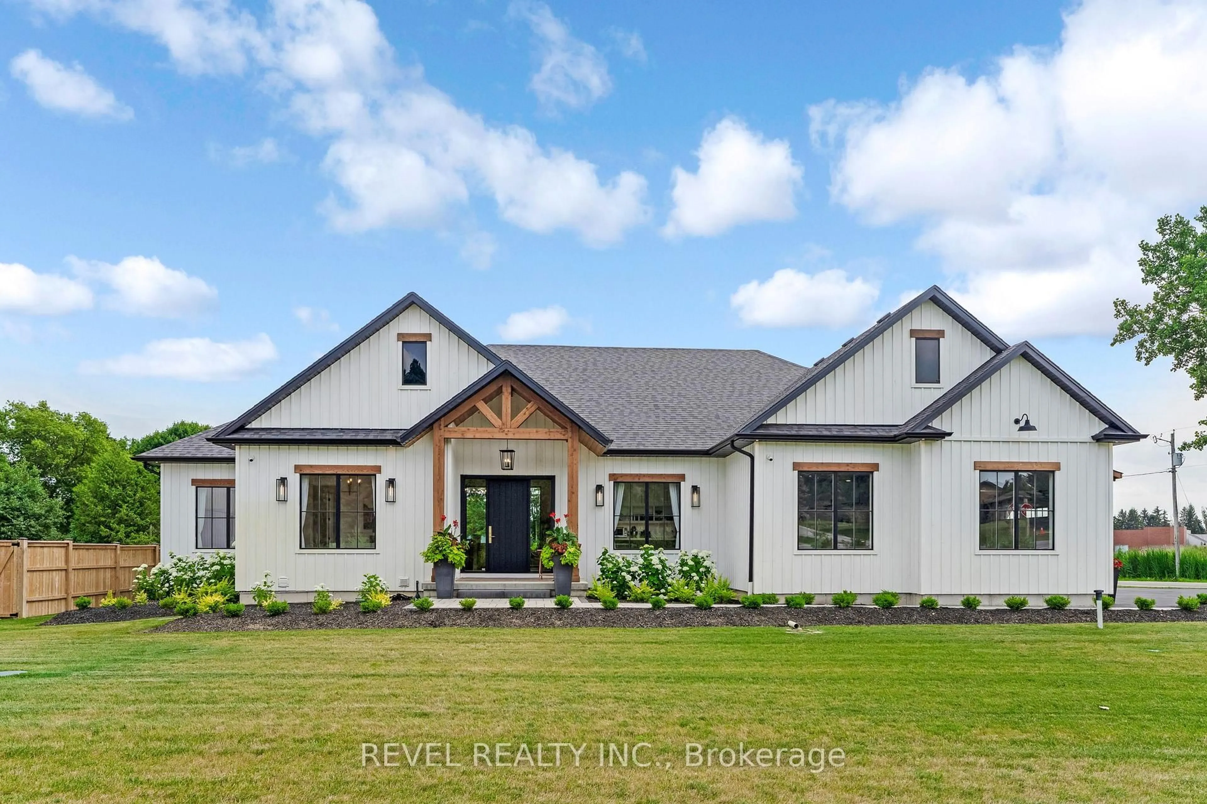 Home with brick exterior material, building for 4678 Lobsinger Line, Wellesley Ontario N0K 1L0