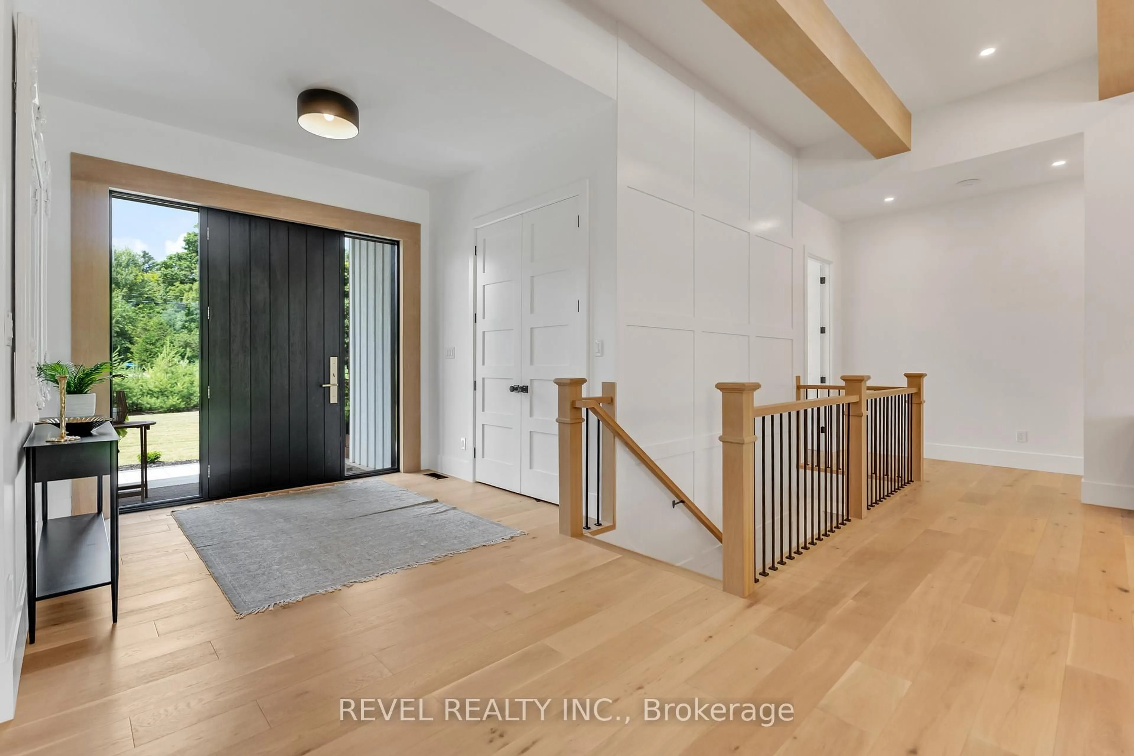 Indoor entryway for 4678 Lobsinger Line, Wellesley Ontario N0K 1L0