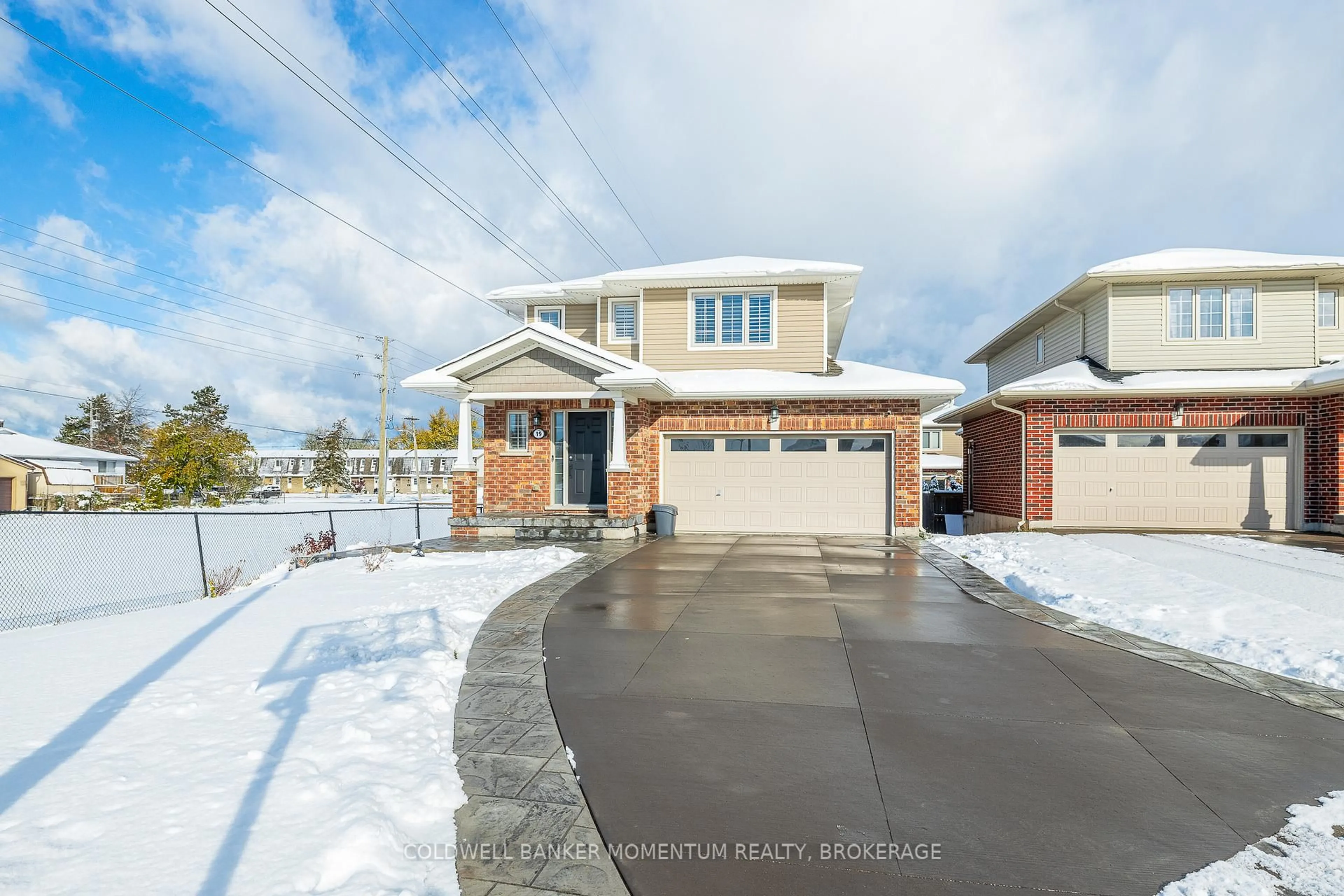 Unknown for 19 Kenmar Crt, St. Catharines Ontario L2P 0E4