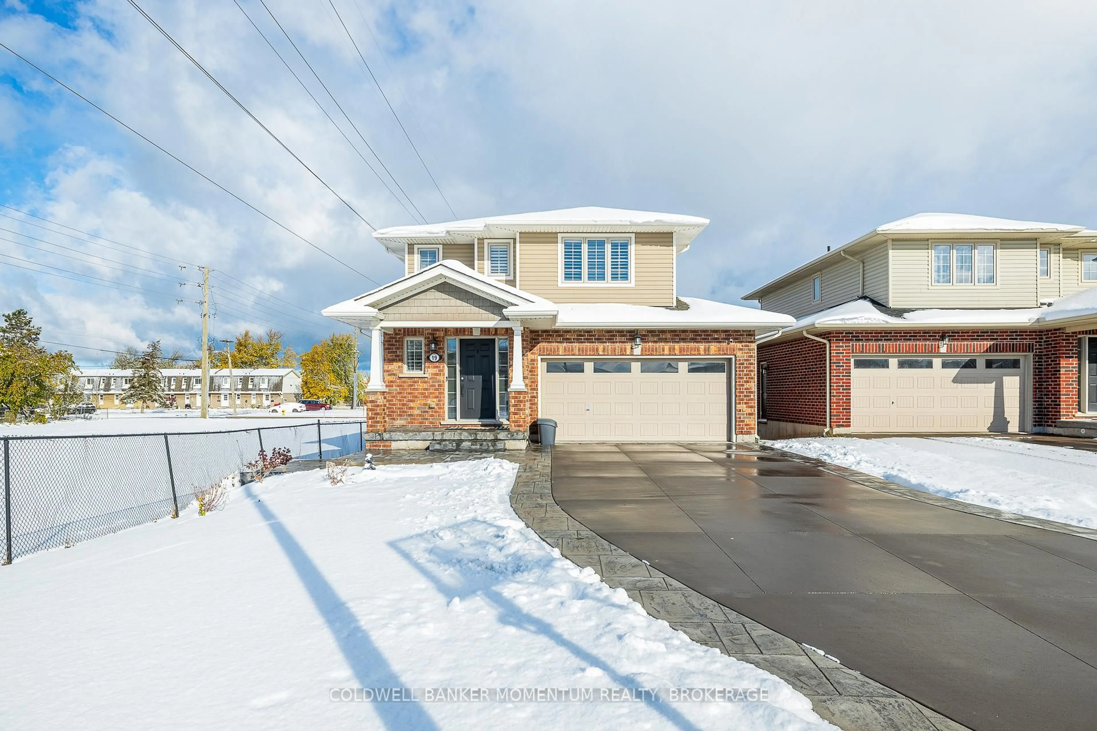 Unknown for 19 Kenmar Crt, St. Catharines Ontario L2P 0E4