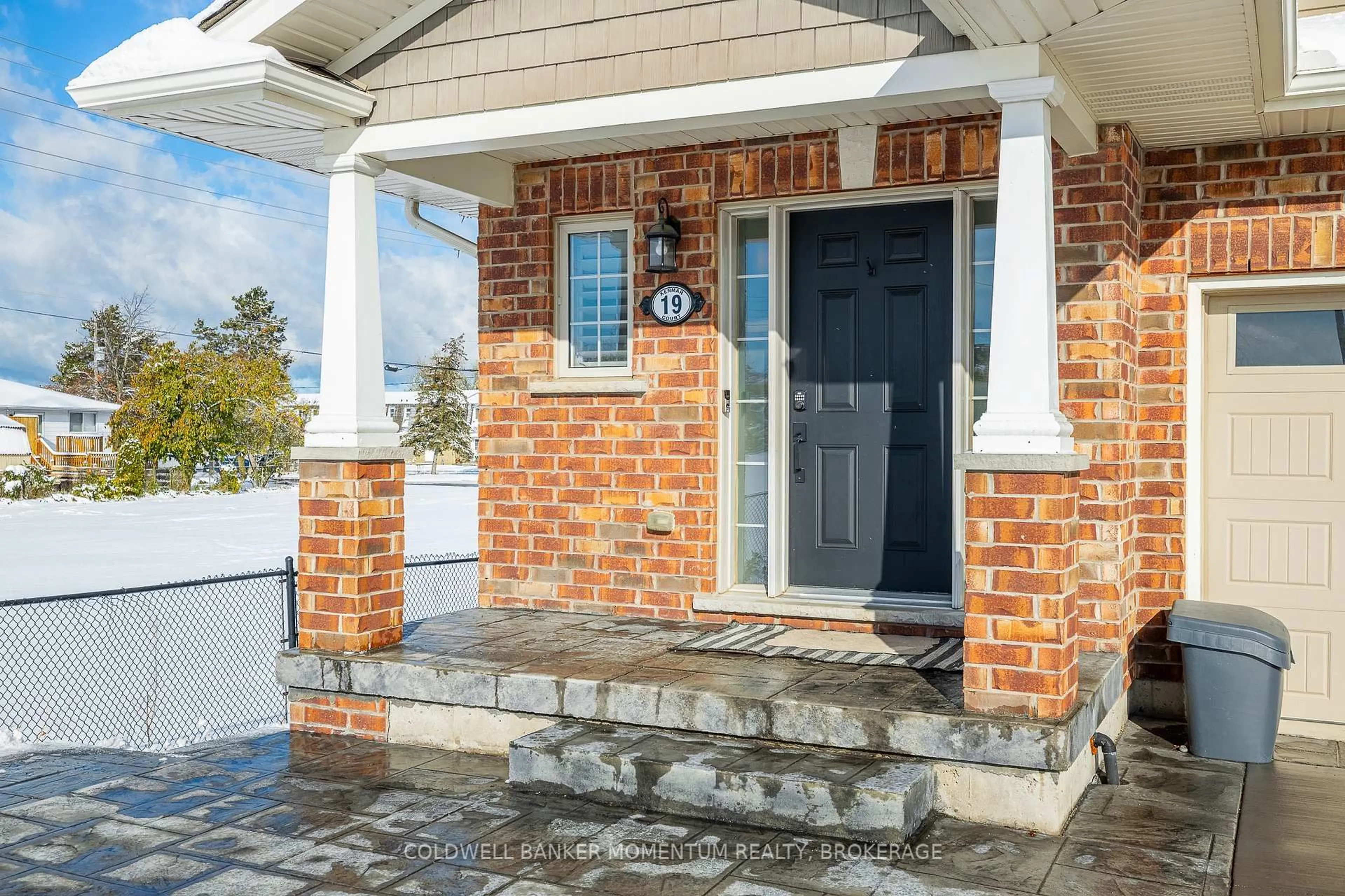 Home with brick exterior material, street for 19 Kenmar Crt, St. Catharines Ontario L2P 0E4